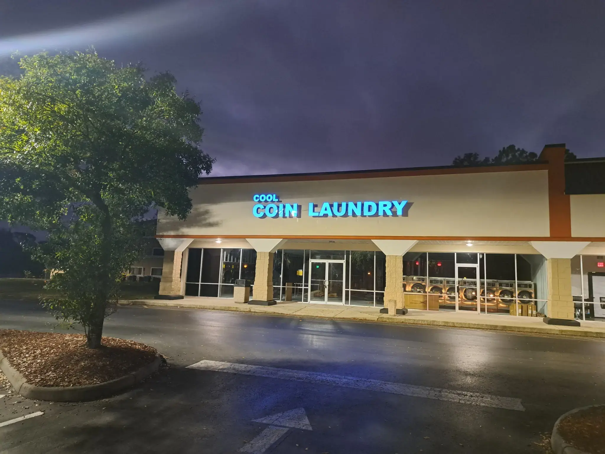 Cool Coin Laundry - Image 8