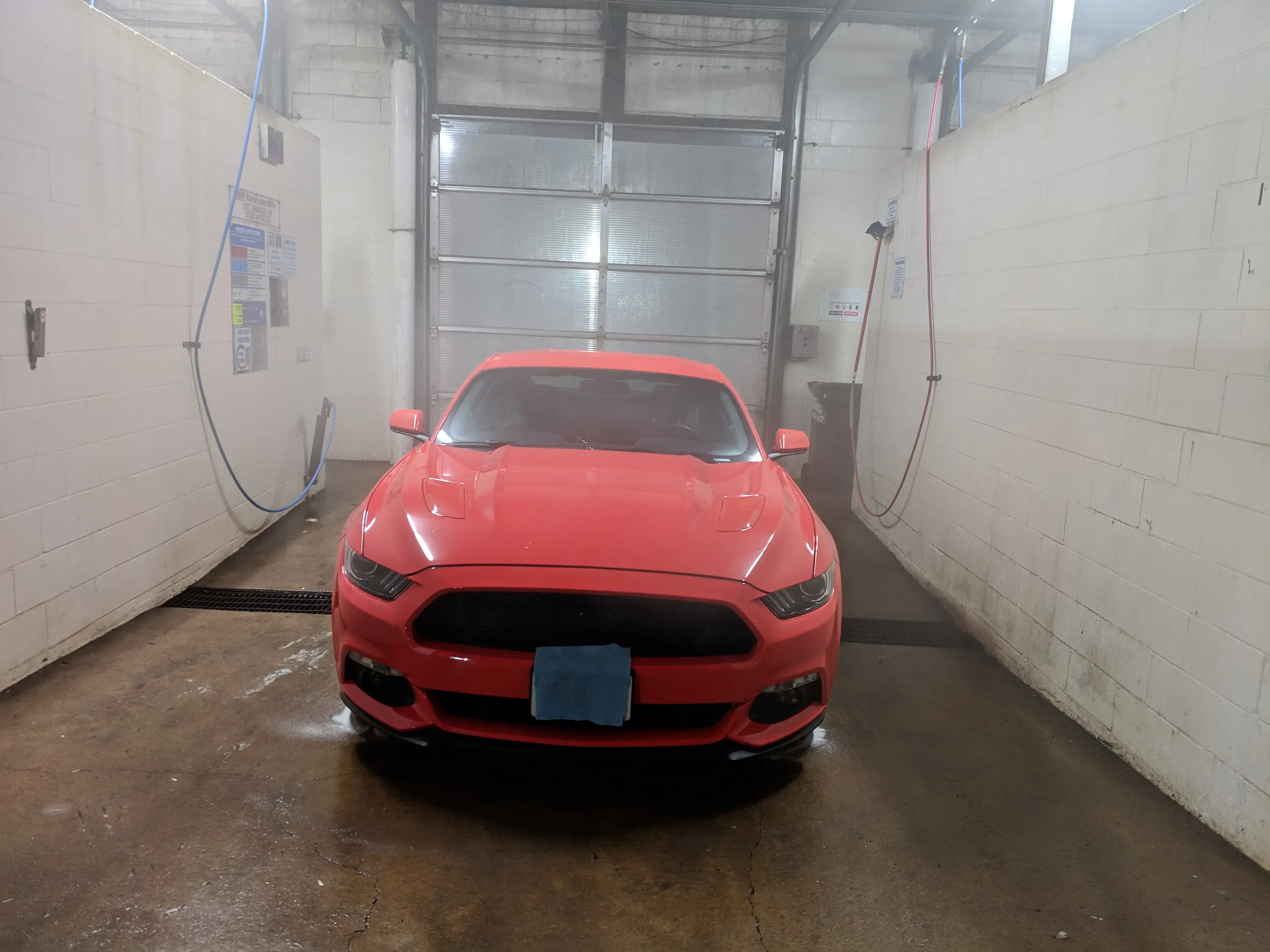 Corner Giant Wash & Laundromat thumbnail 14