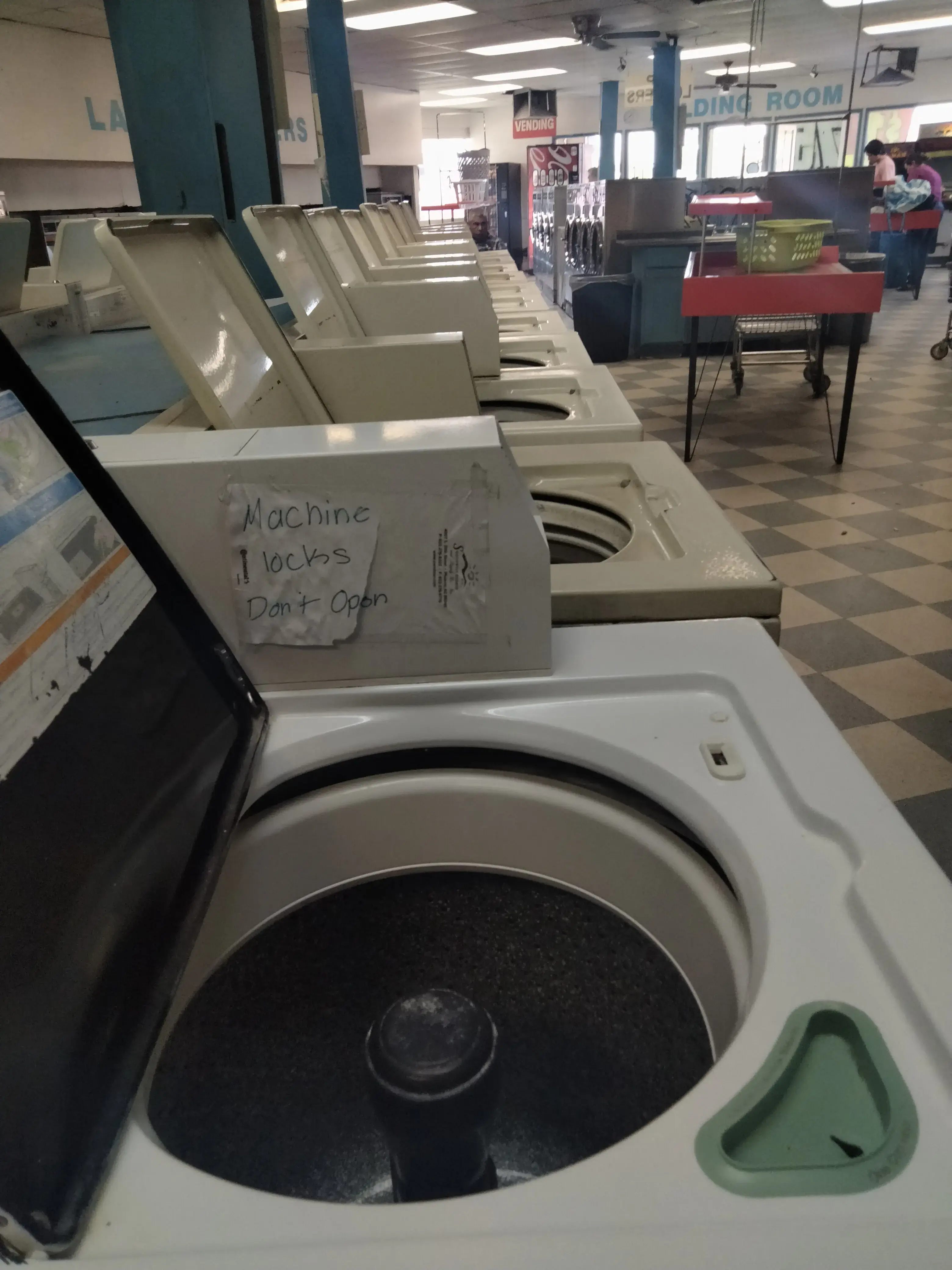 Corral Cleaners & Launderers - Image 13