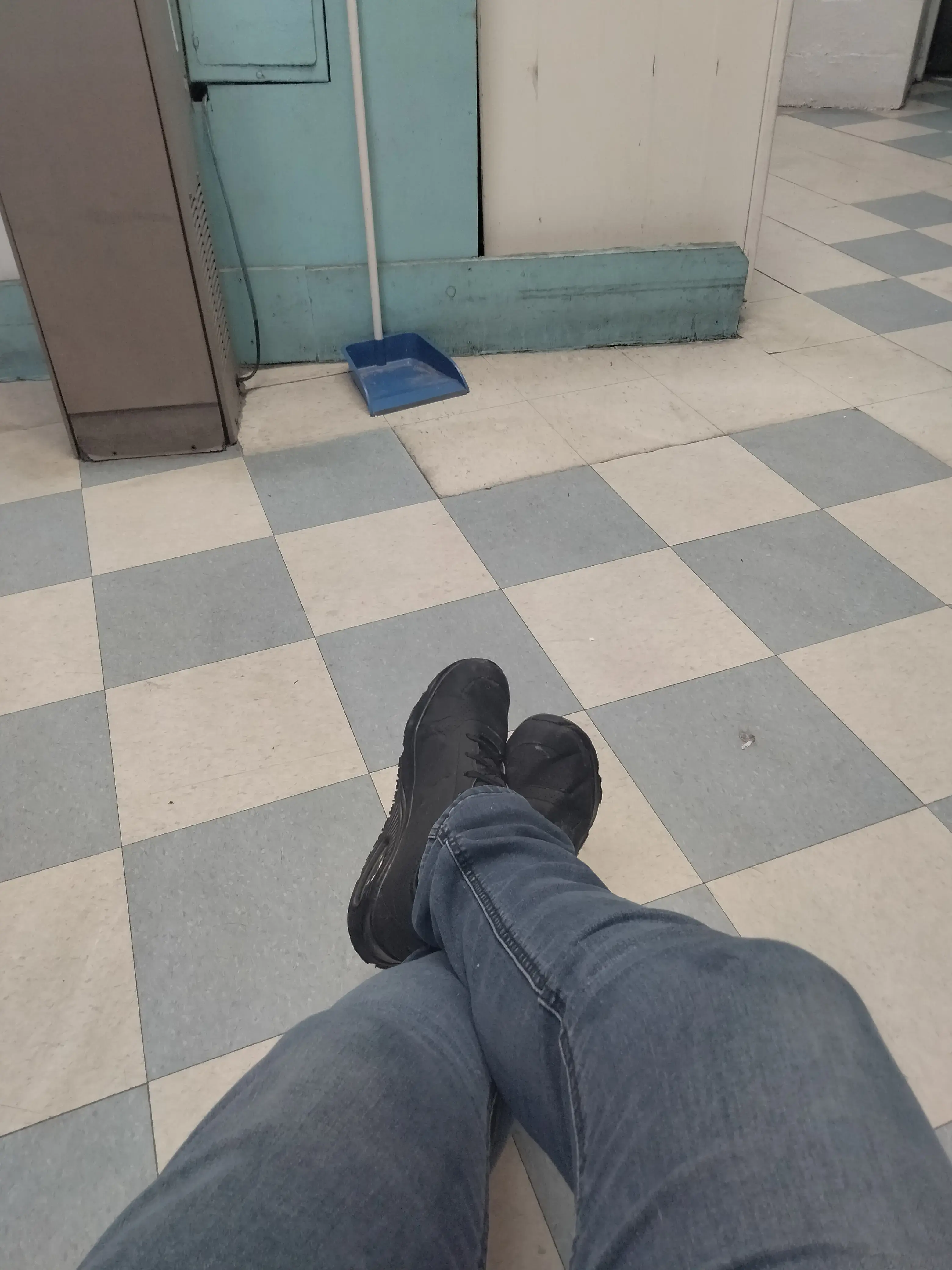 Corral Cleaners & Launderers - Image 9