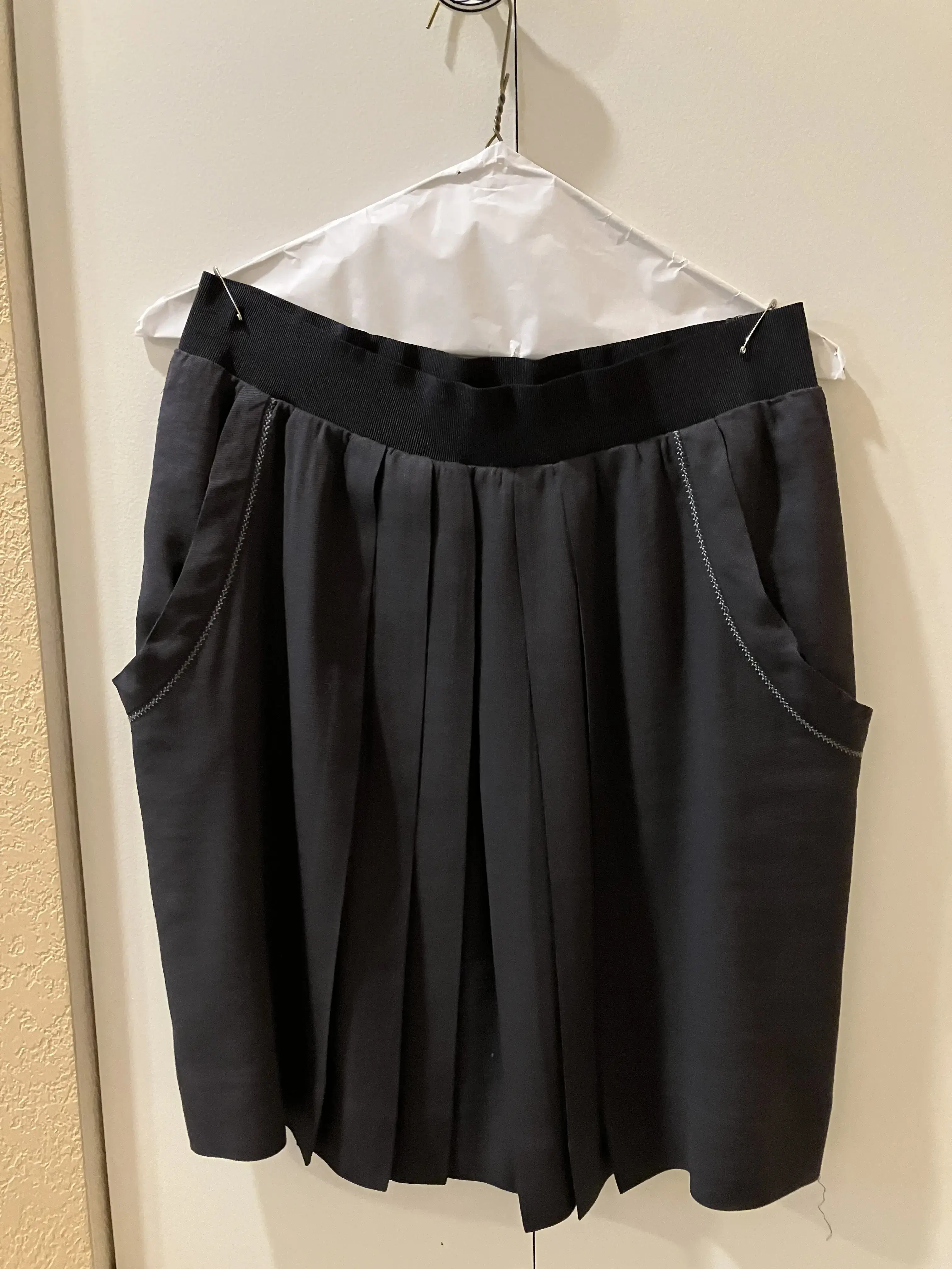 Corry's Fine Drycleaning thumbnail 8