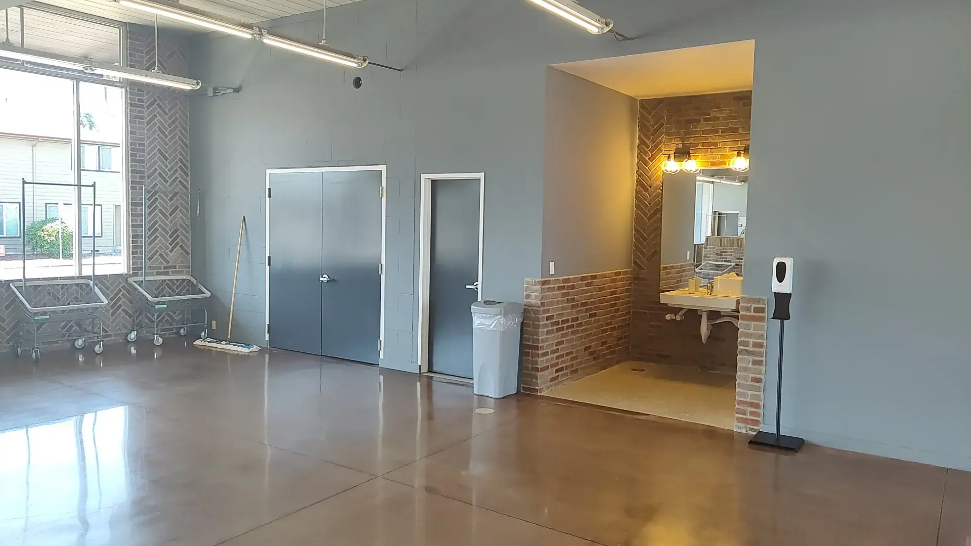 Corvallis Eco Laundry Co. thumbnail 8