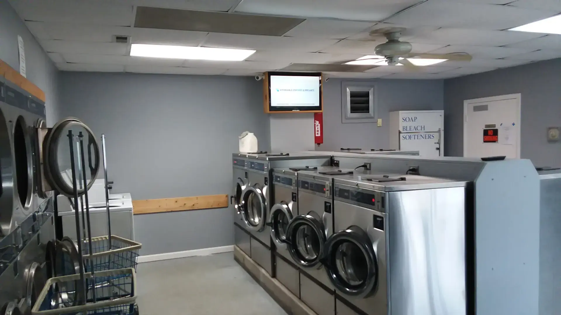 Cottage Coin Laundry thumbnail 1