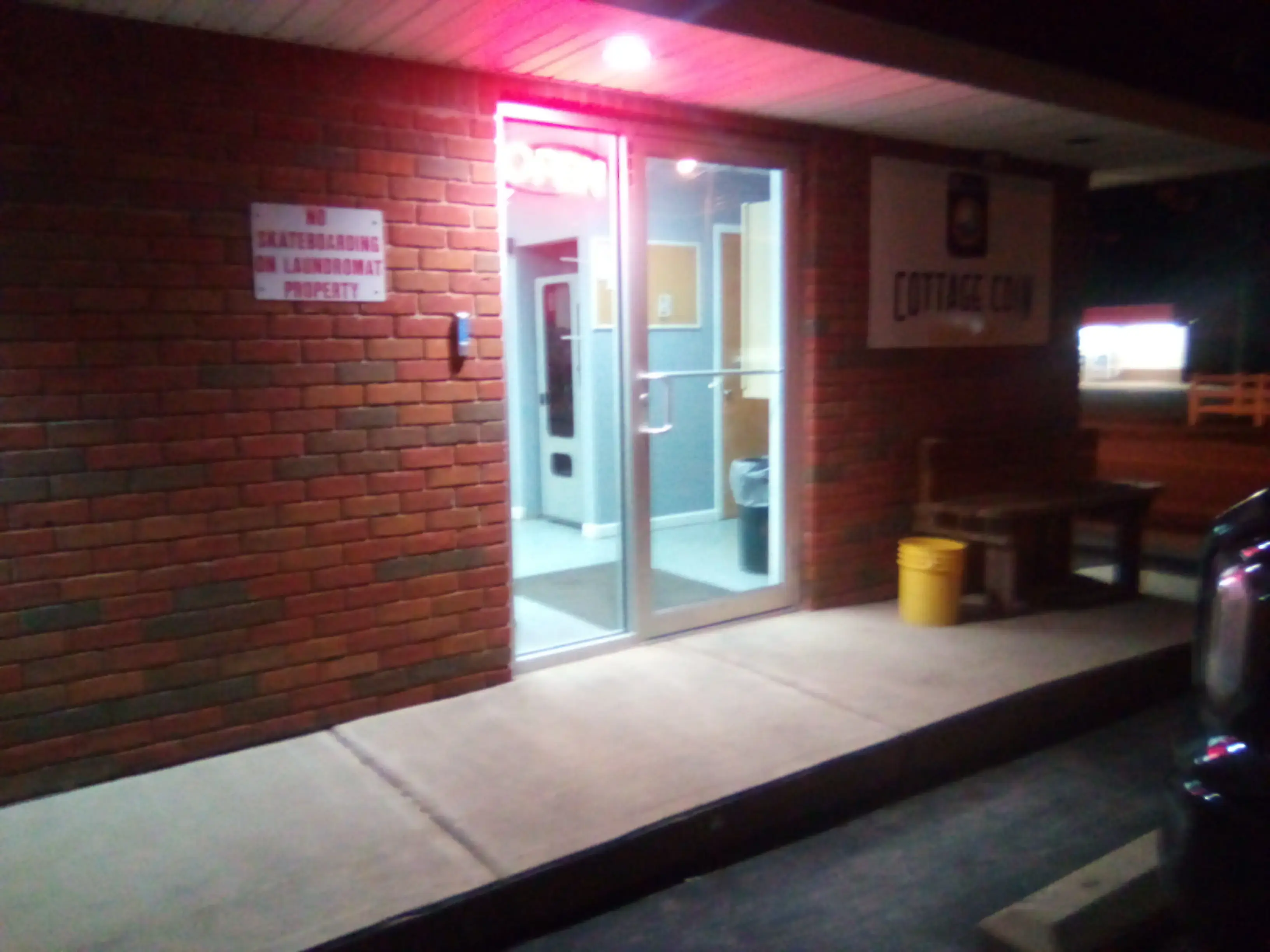 Cottage Coin Laundry - Image 4