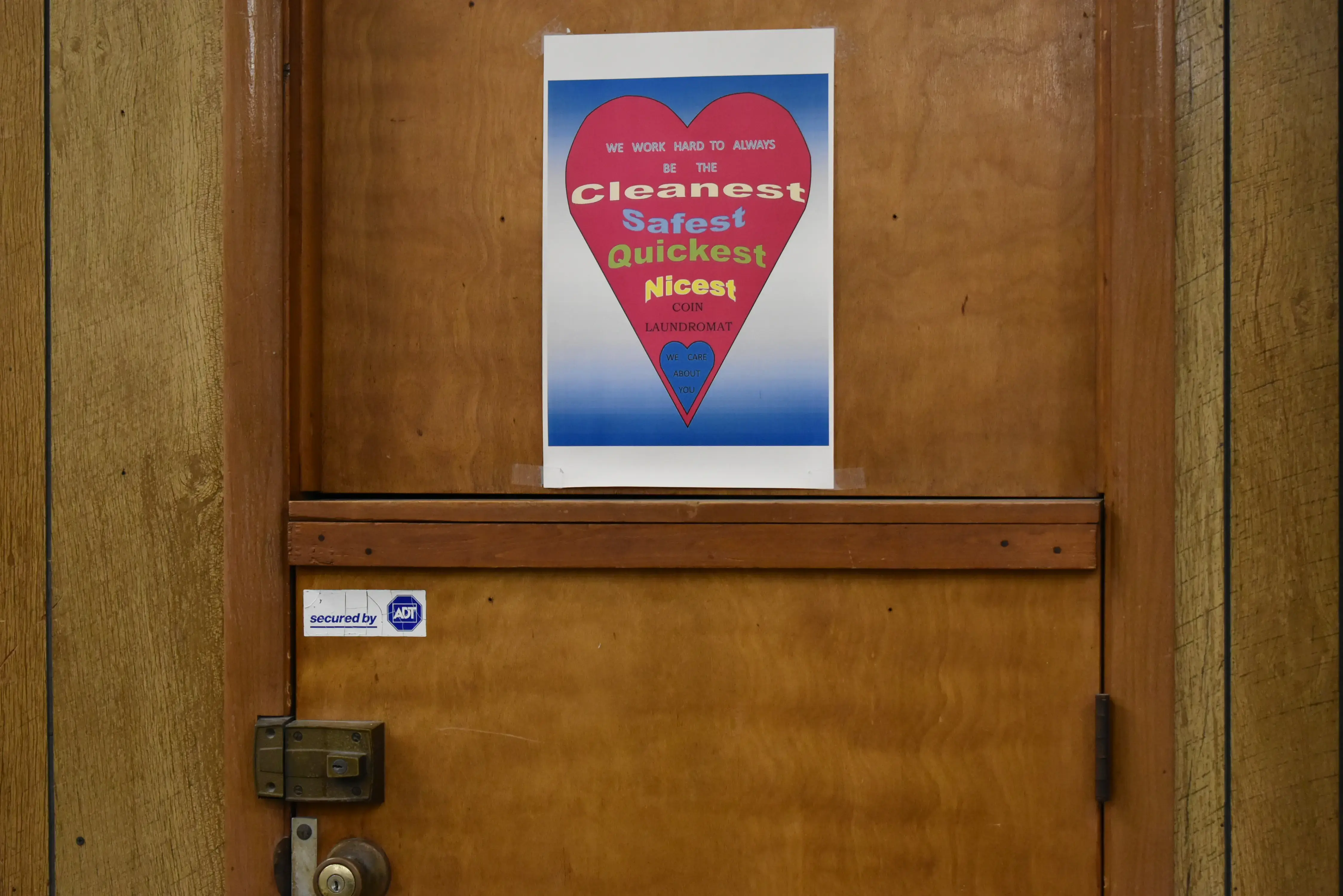 Country Charm Cleaning Center & Laundromat - Image 15