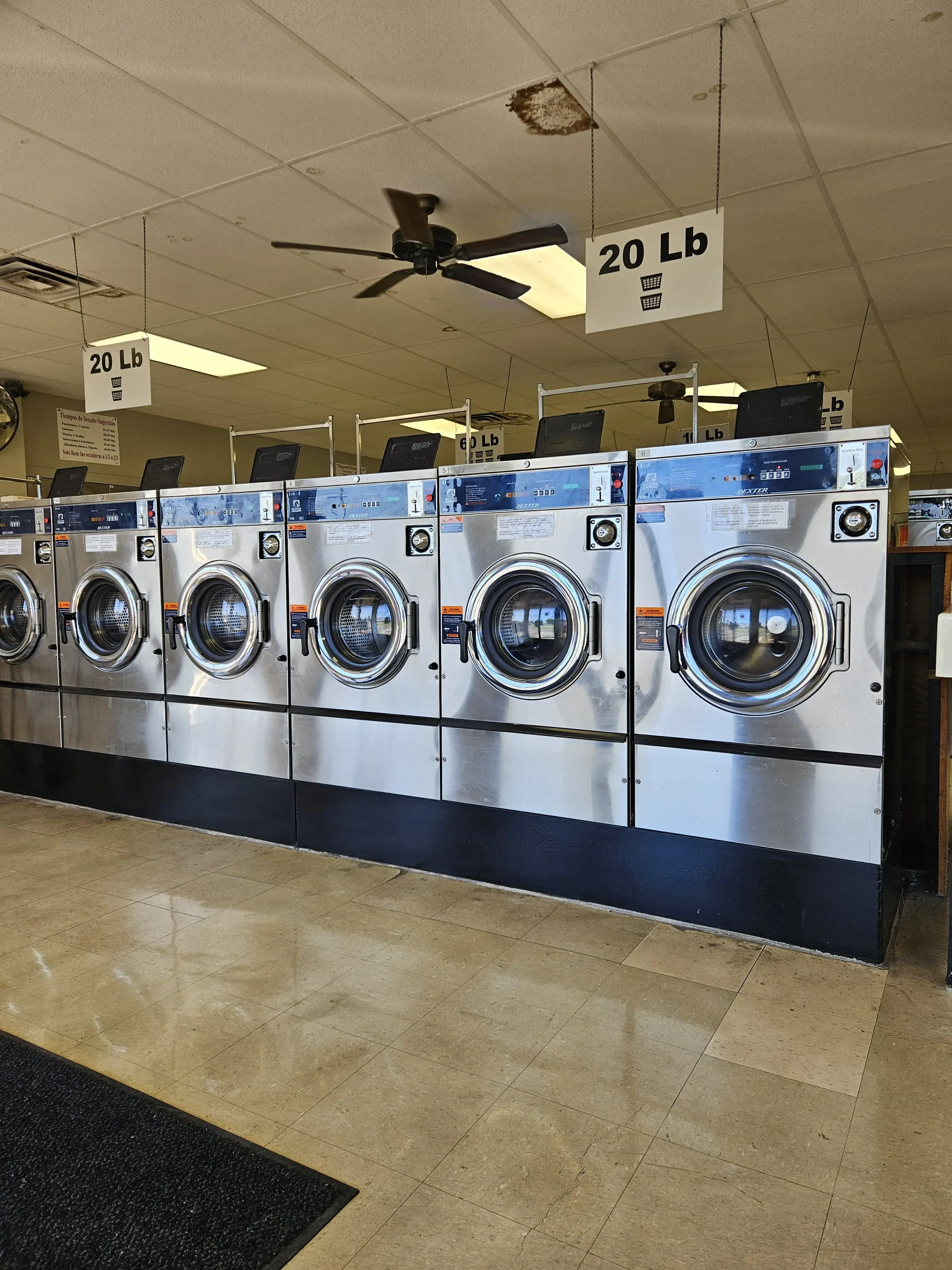 Country Clean Laundromat - Image 3