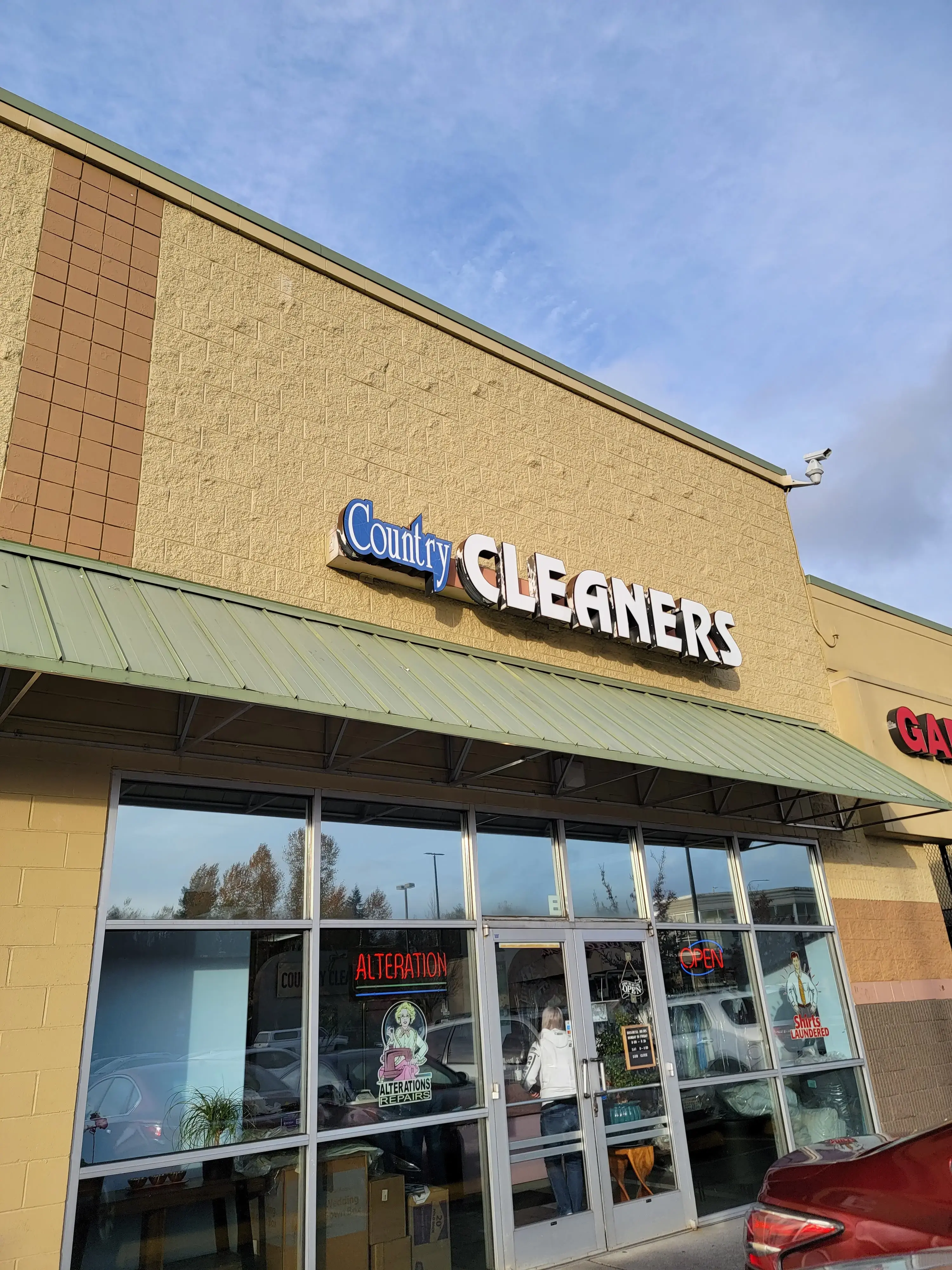 Country Cleaners - Image 15