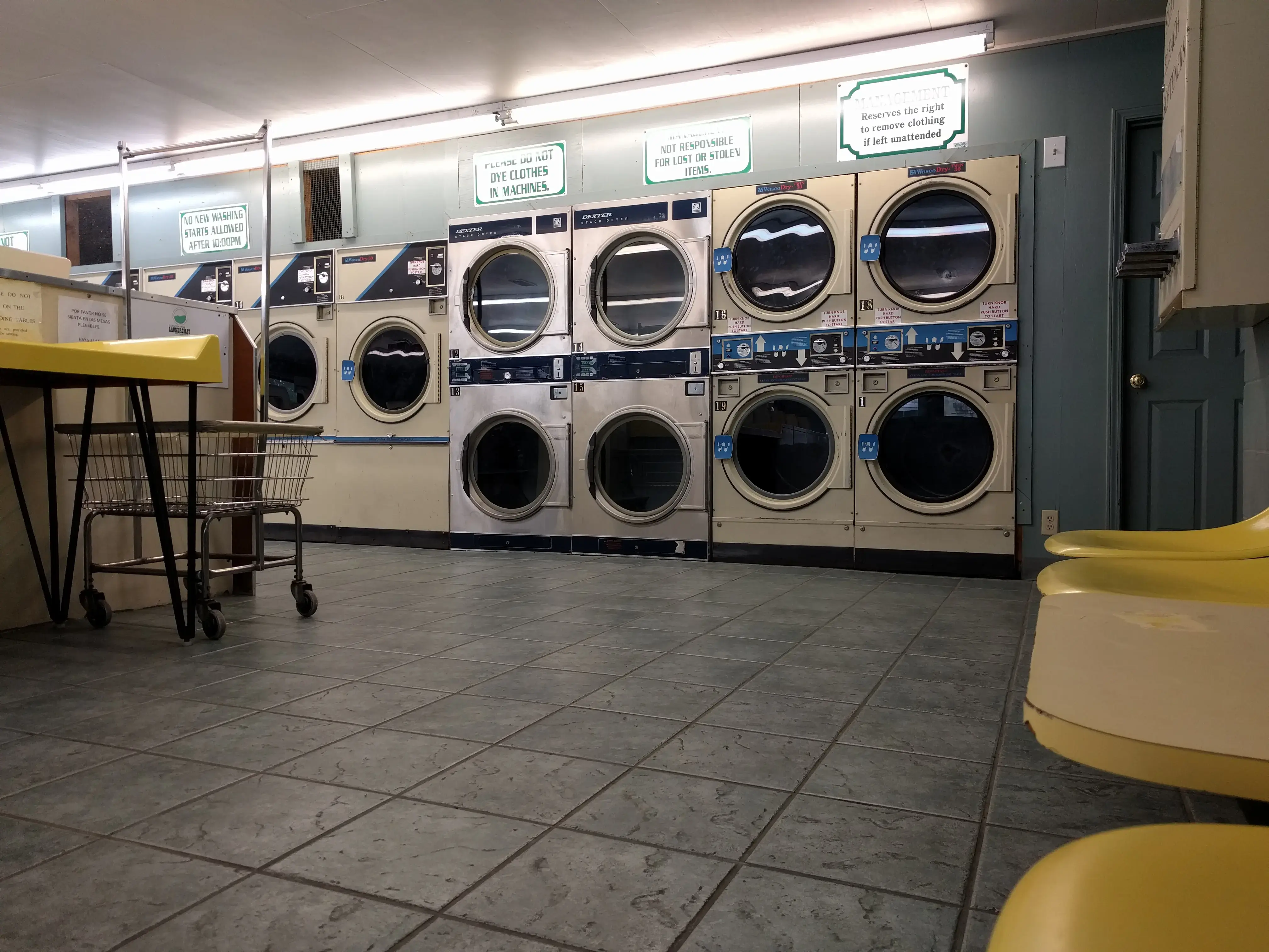 Country Club Laundromat location