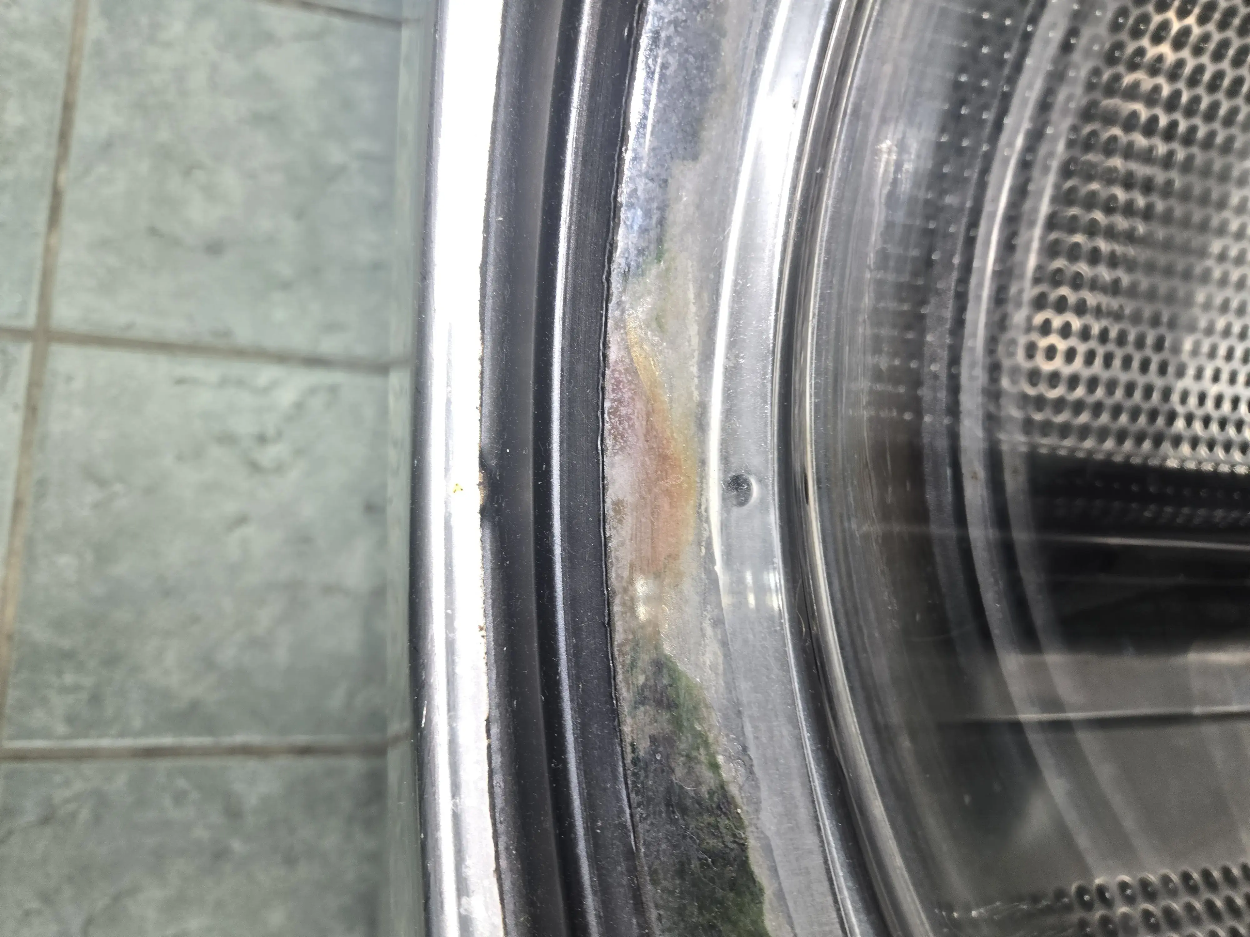 Country Club Laundromat - Image 6