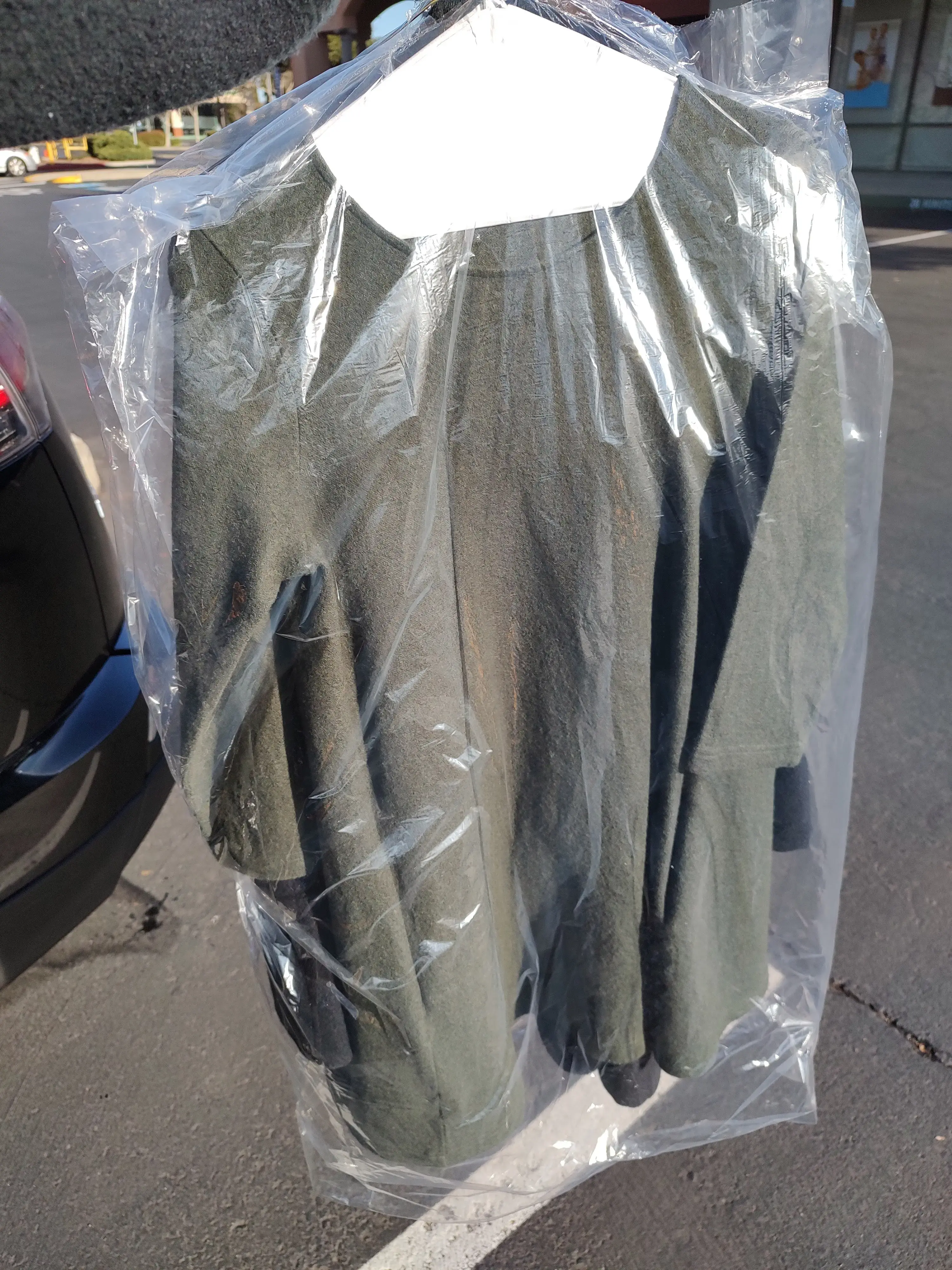 Country Club Village Cleaners - Image 5