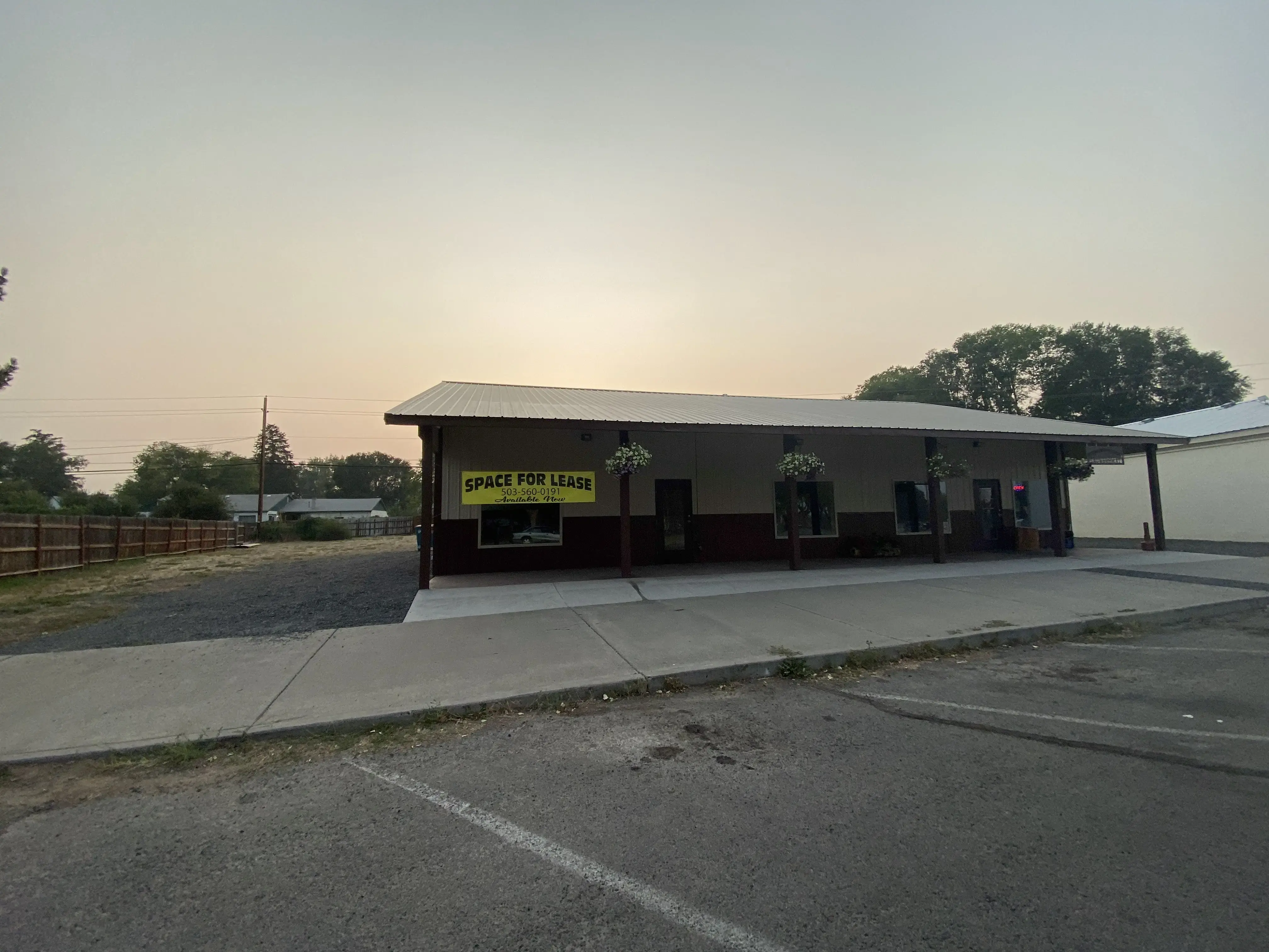 Country Washboard laundromat - Image 11