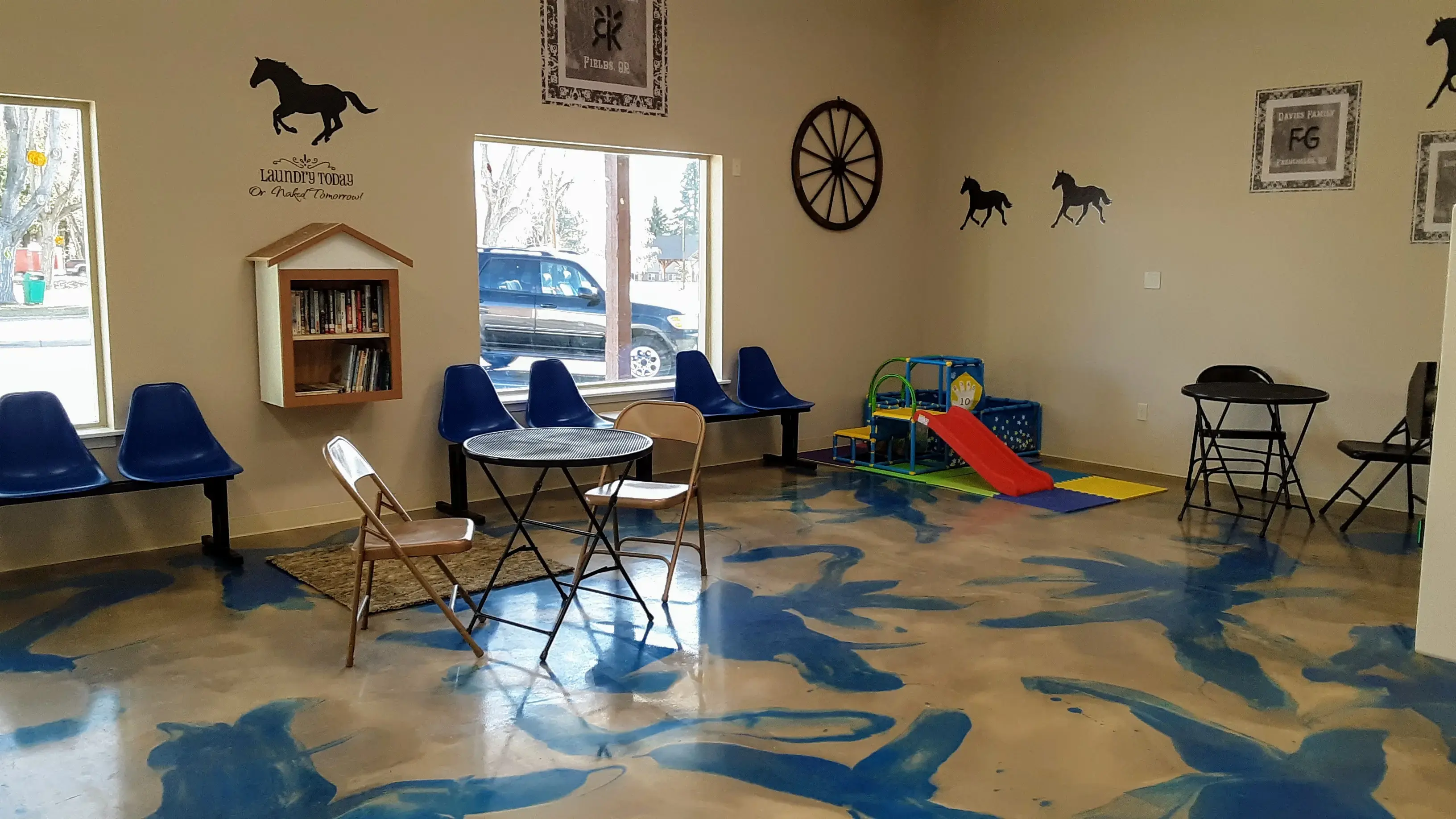 Country Washboard laundromat - Image 12