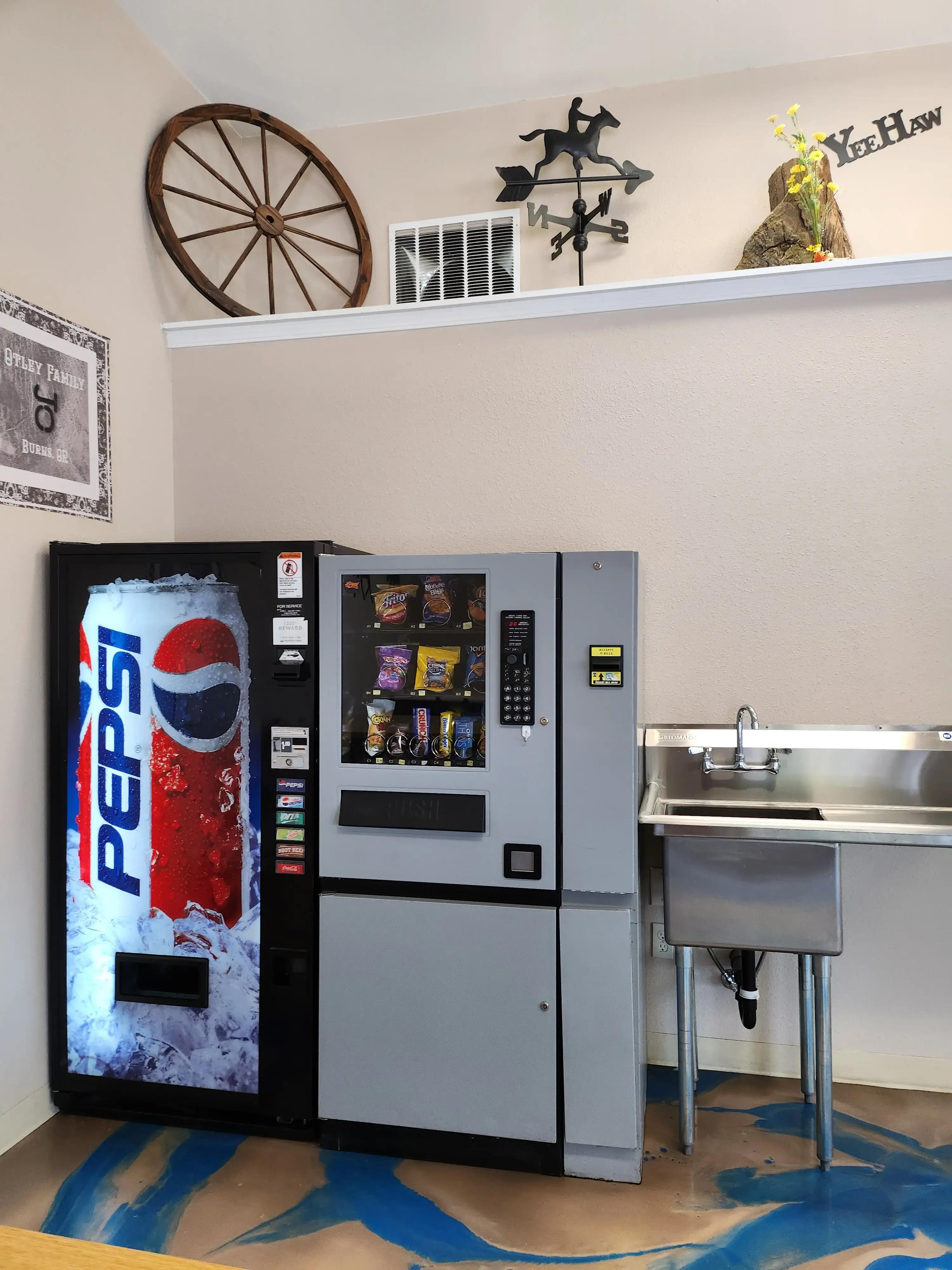 Country Washboard laundromat thumbnail 6