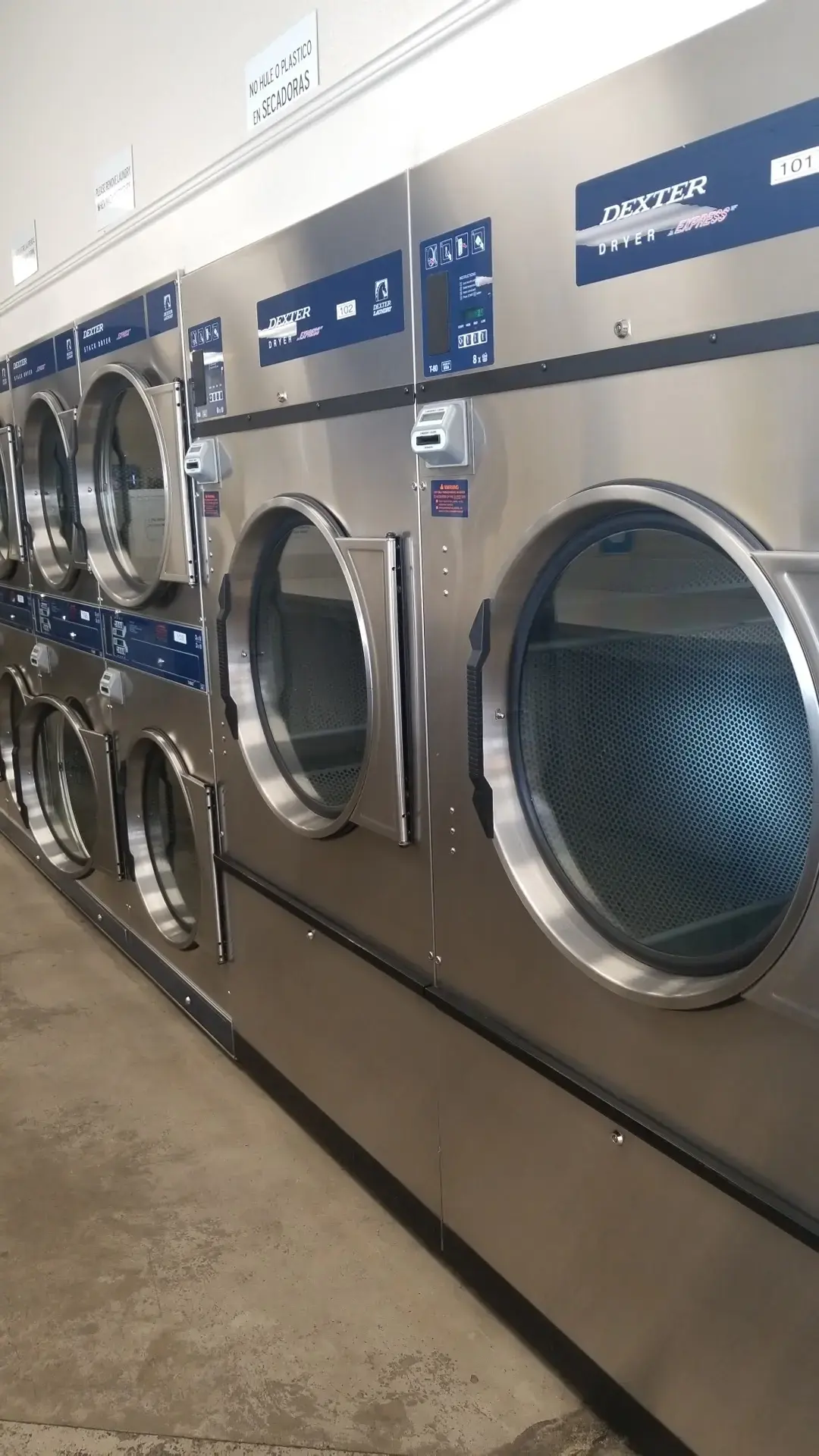 Countryside Laundromat - Image 9