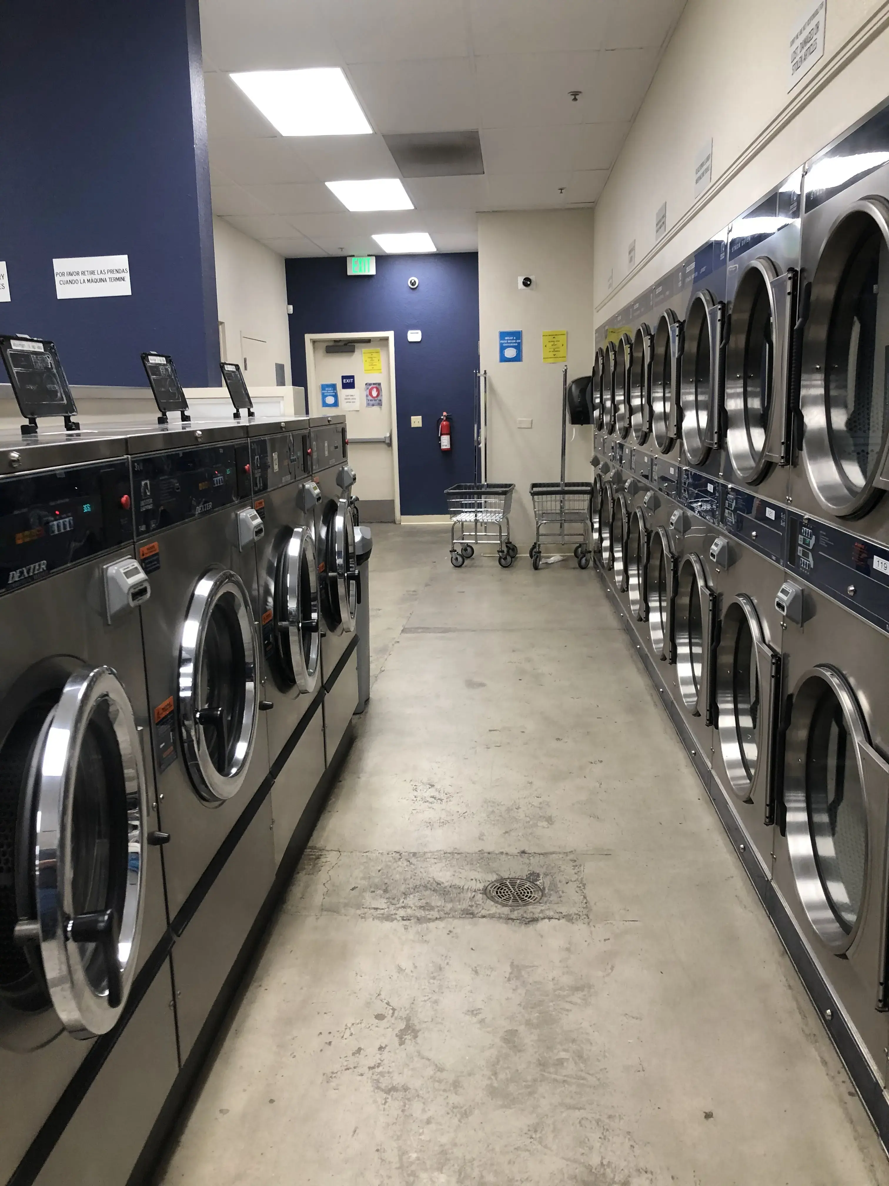 Countryside Laundromat thumbnail 7