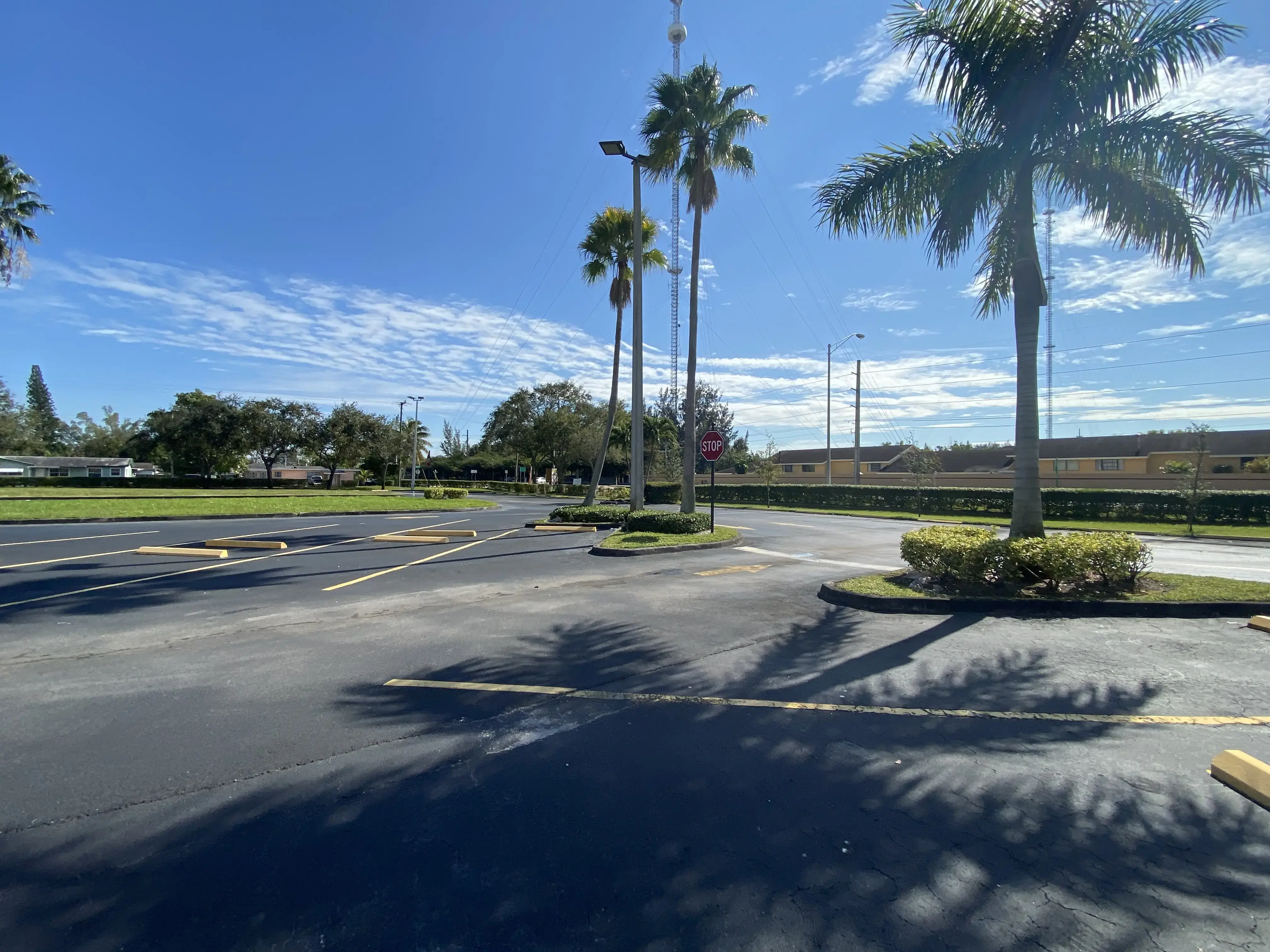 County Line Laundromat - Image 12