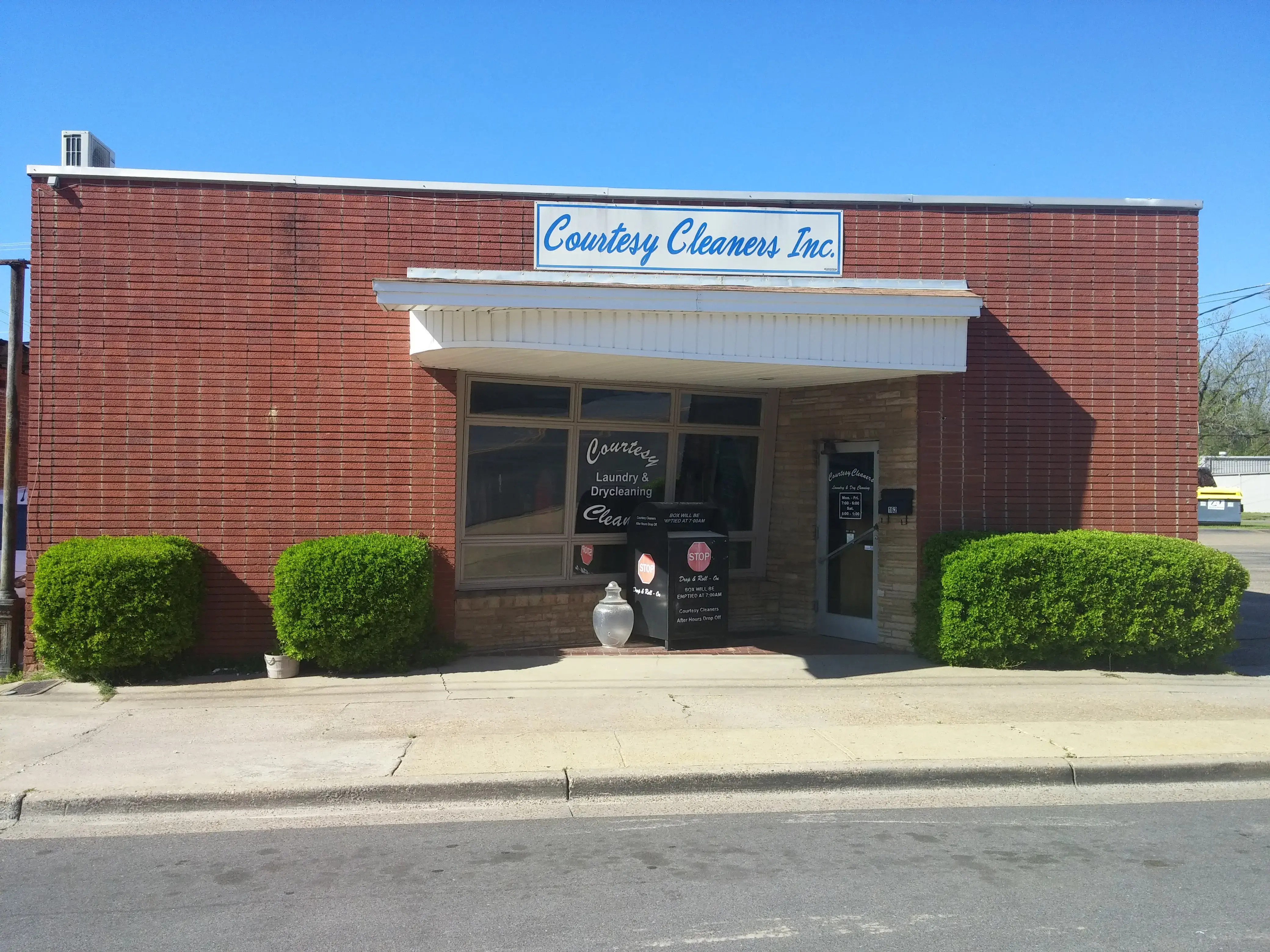 Courtesy Cleaners - Image 1