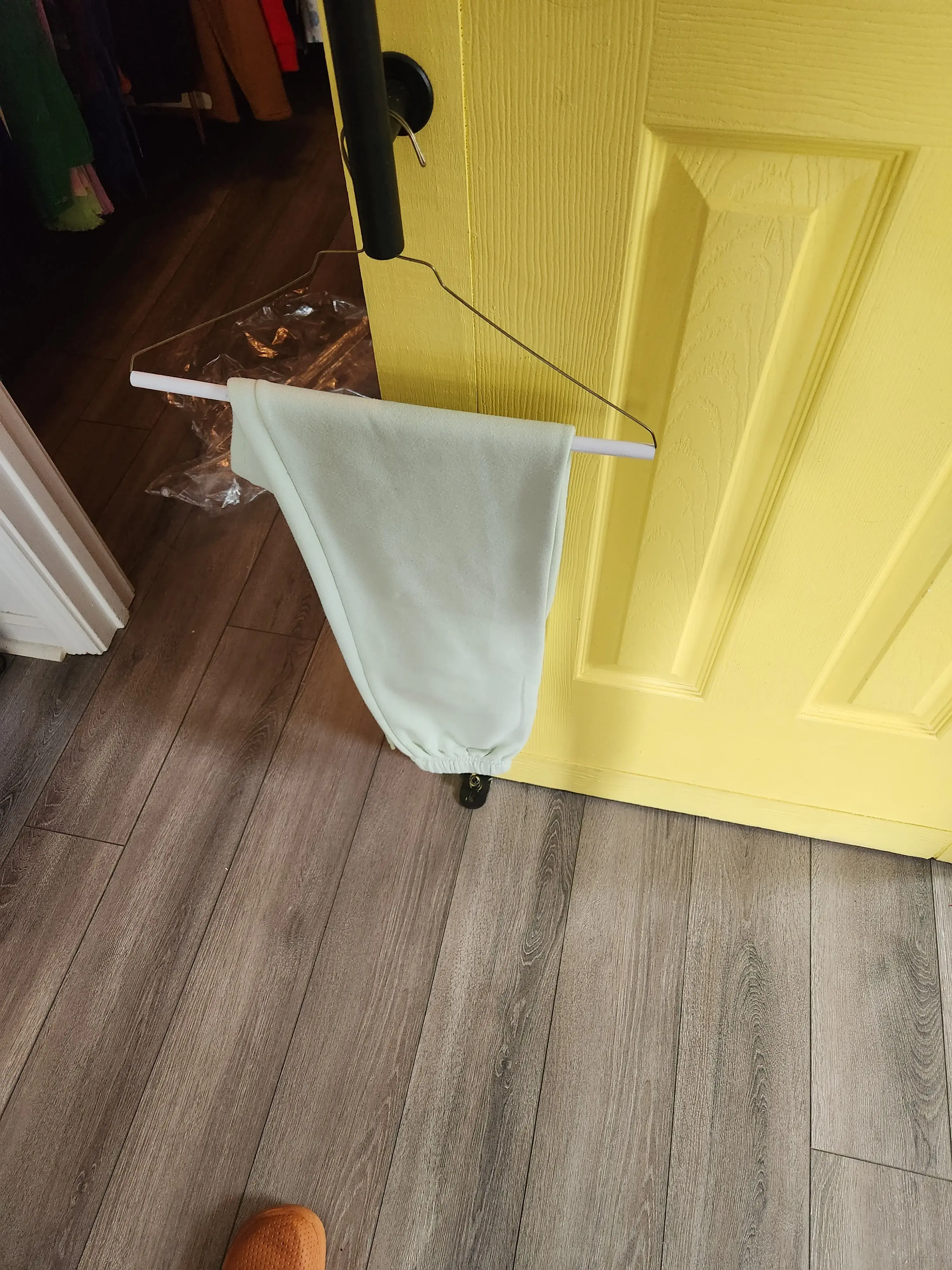 Courtesy Cleaners thumbnail 6
