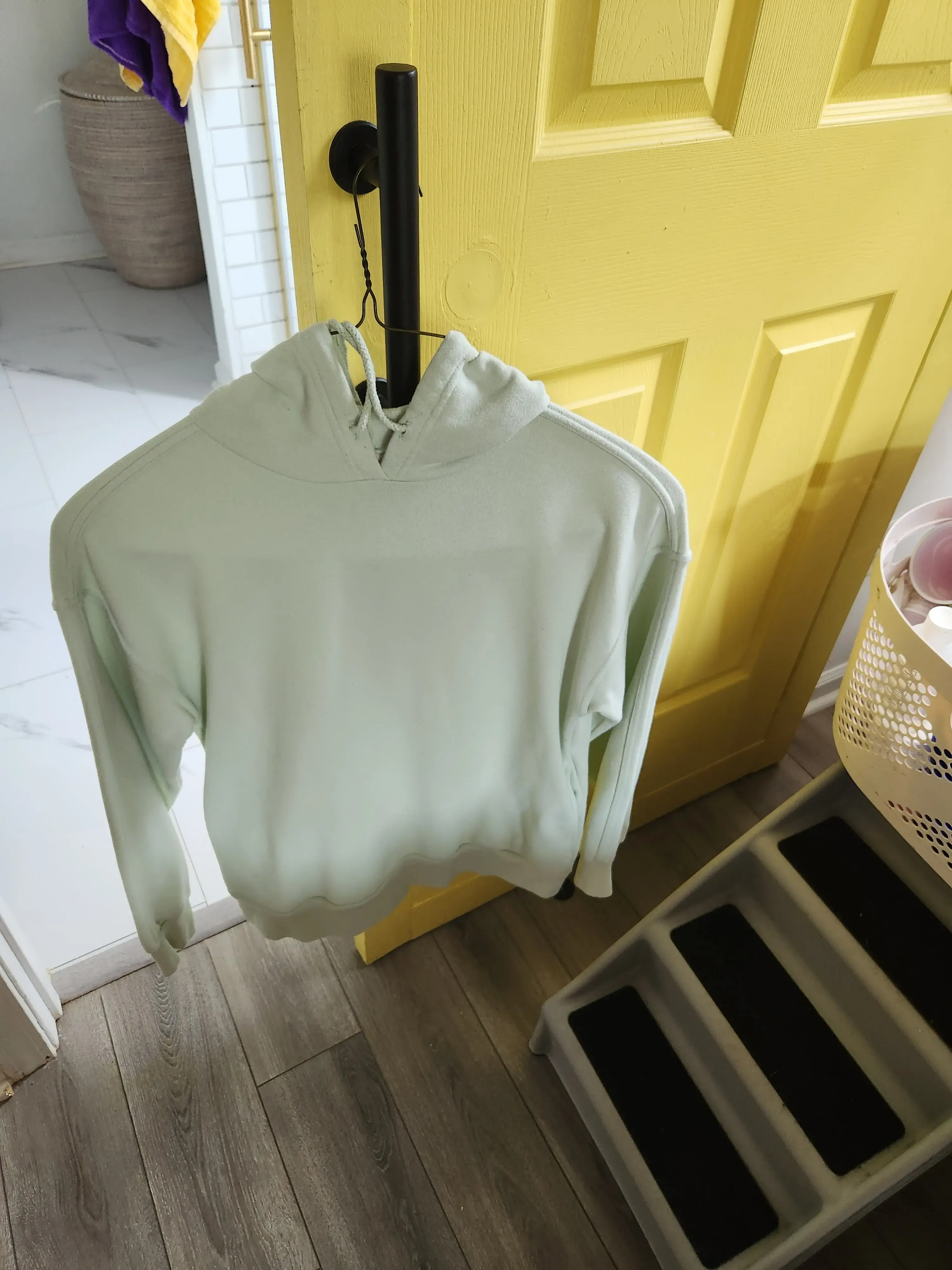Courtesy Cleaners thumbnail 3