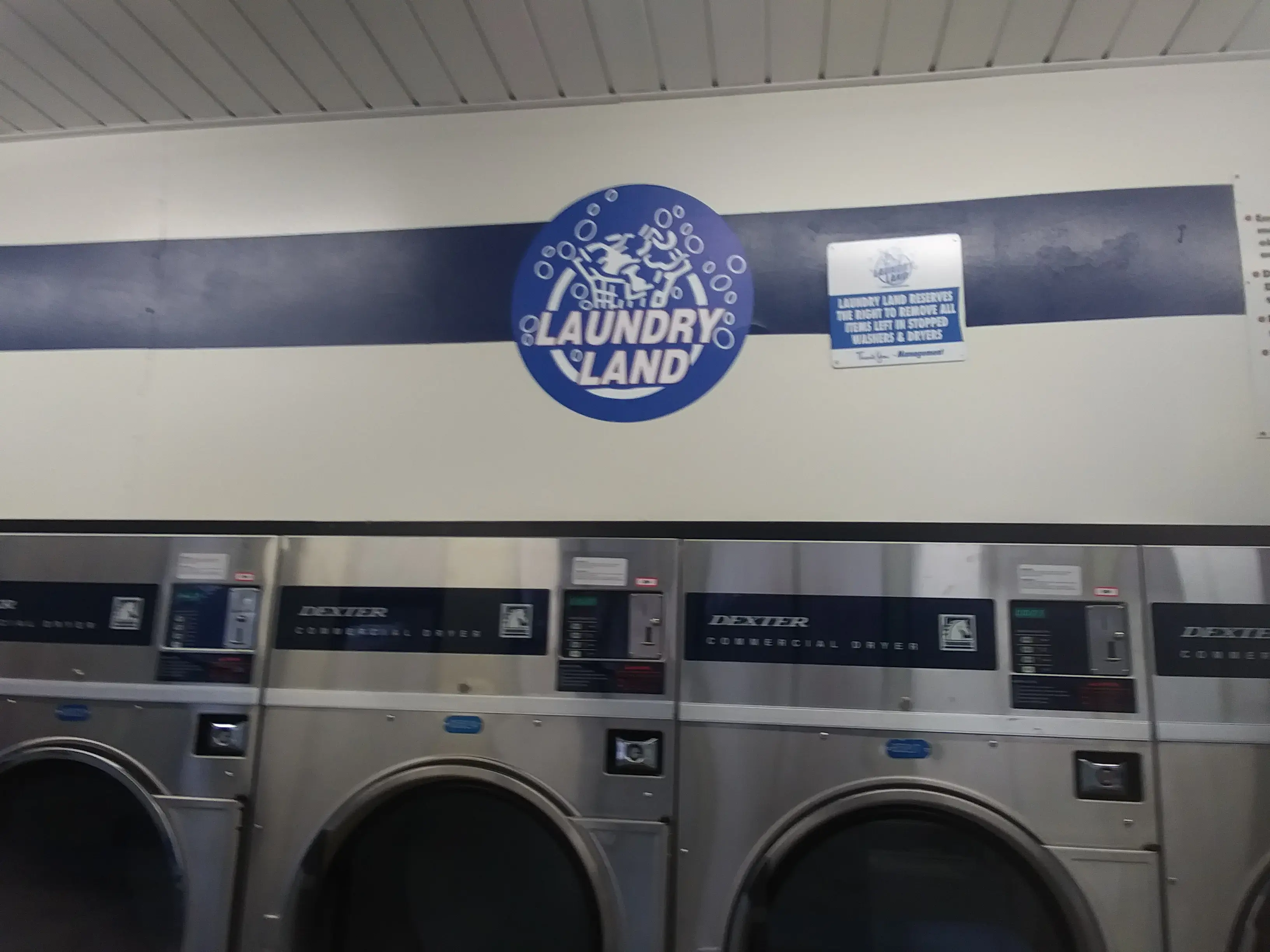 Courtland Coin Laundry - Image 6