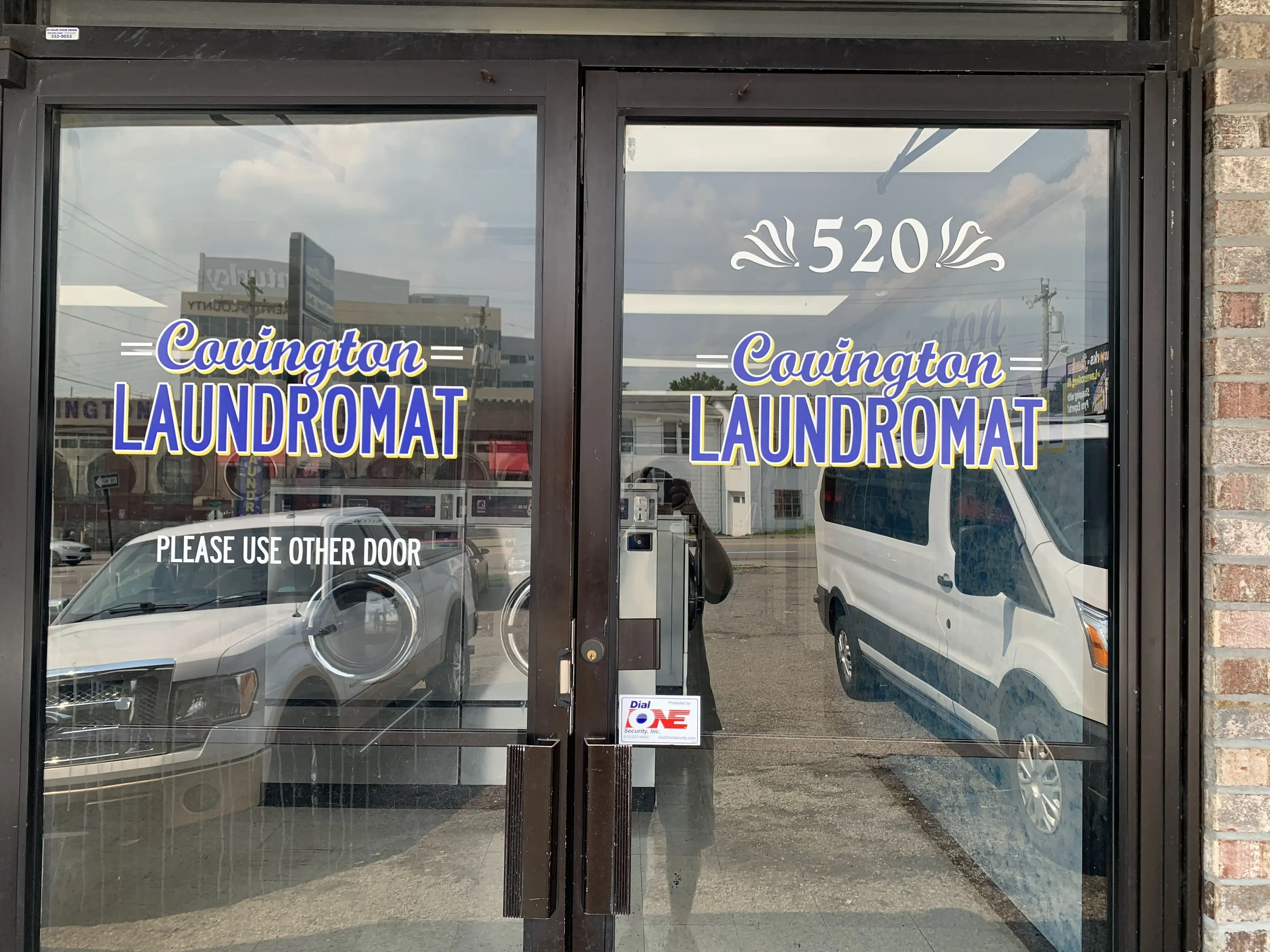 Covington Laundromat - Image 9