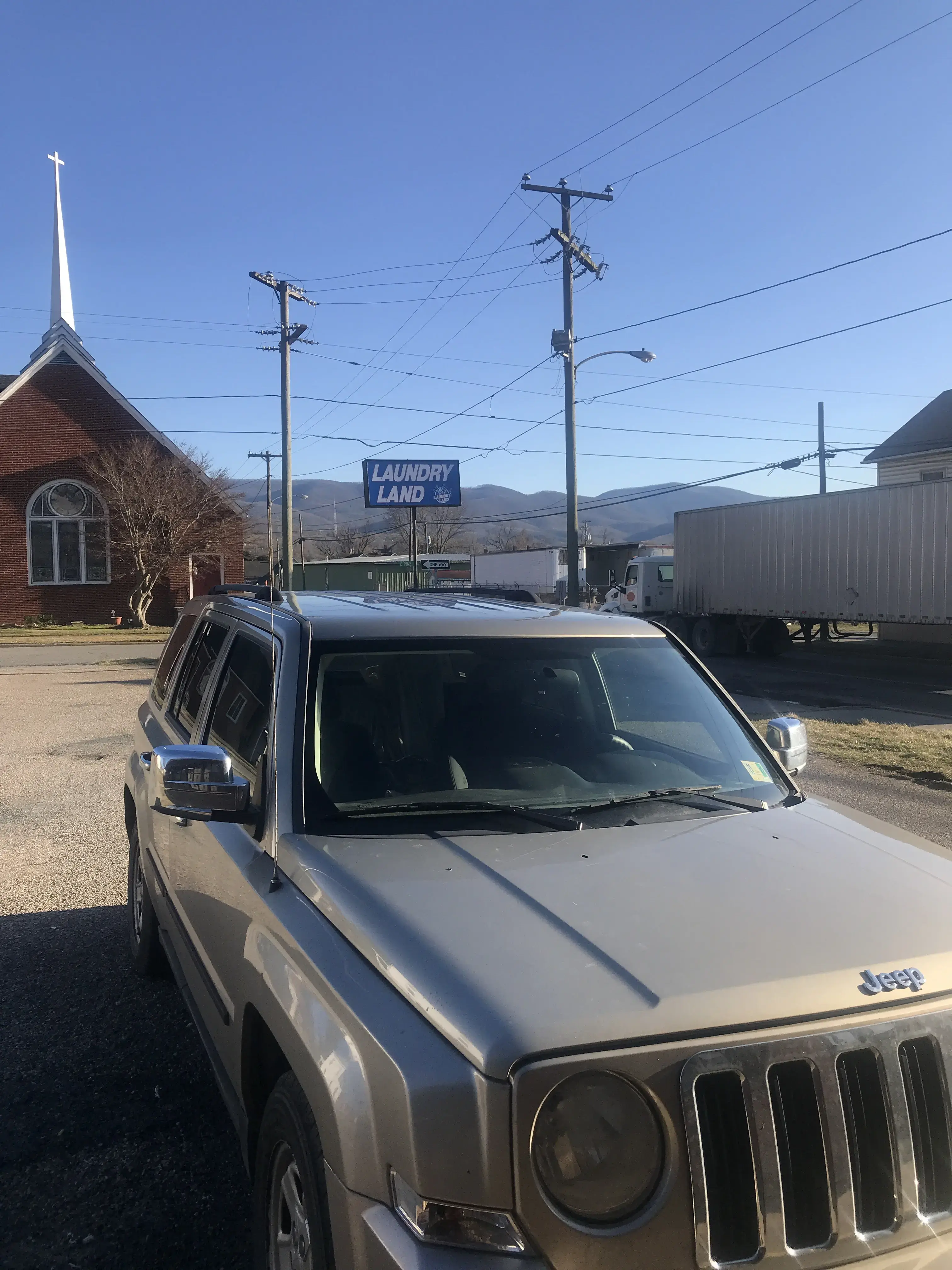 Covington Laundry Land Laundromat - Image 6