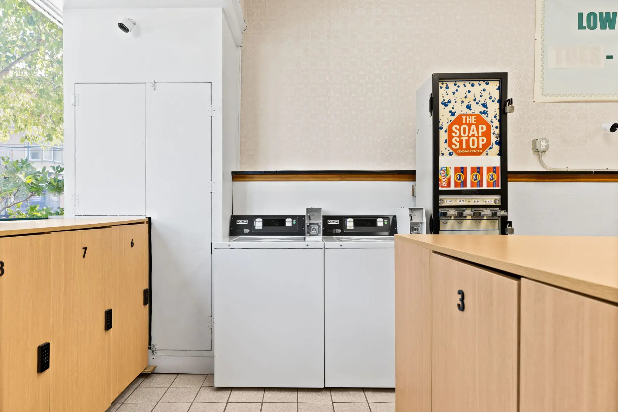 Cow Hollow Laundromat - Image 5