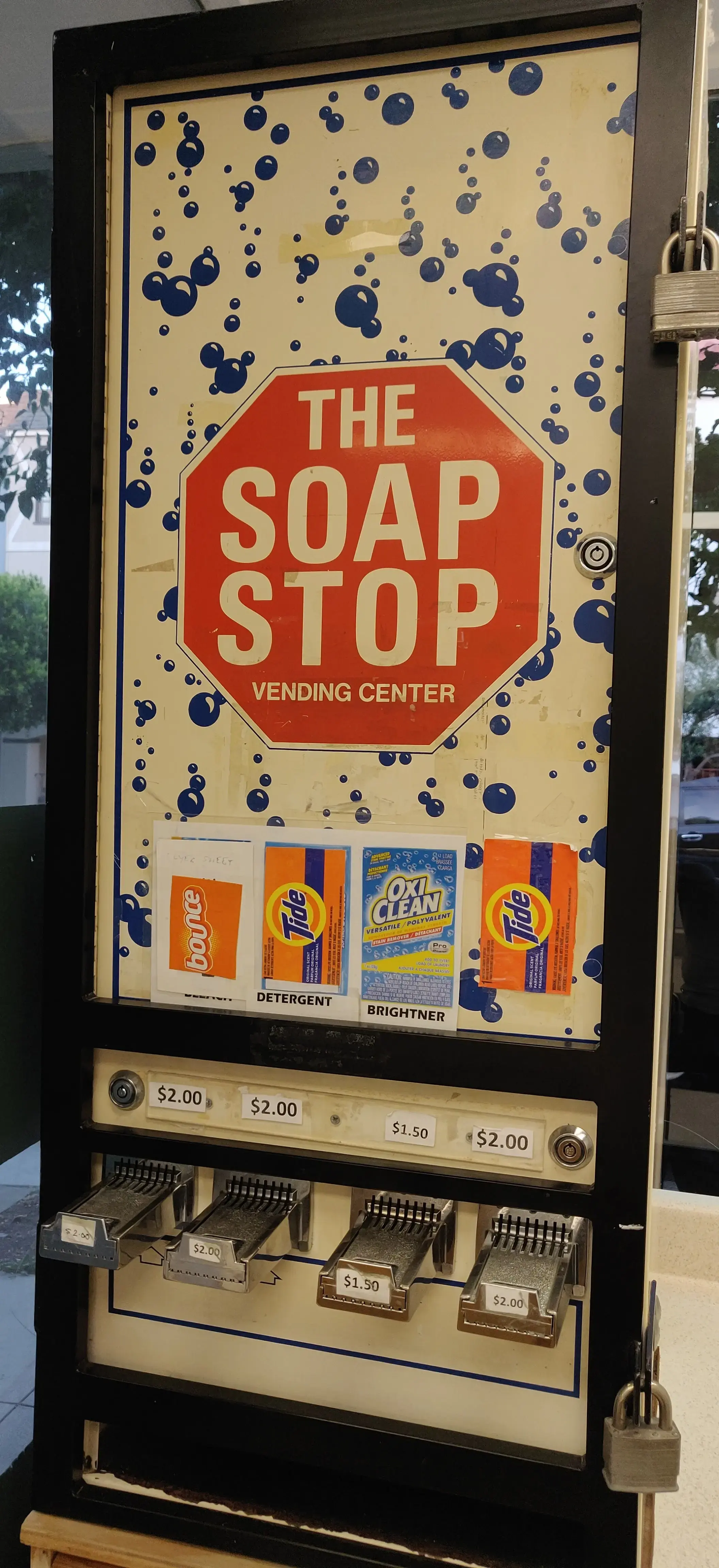 Cow Hollow Laundromat - Image 19