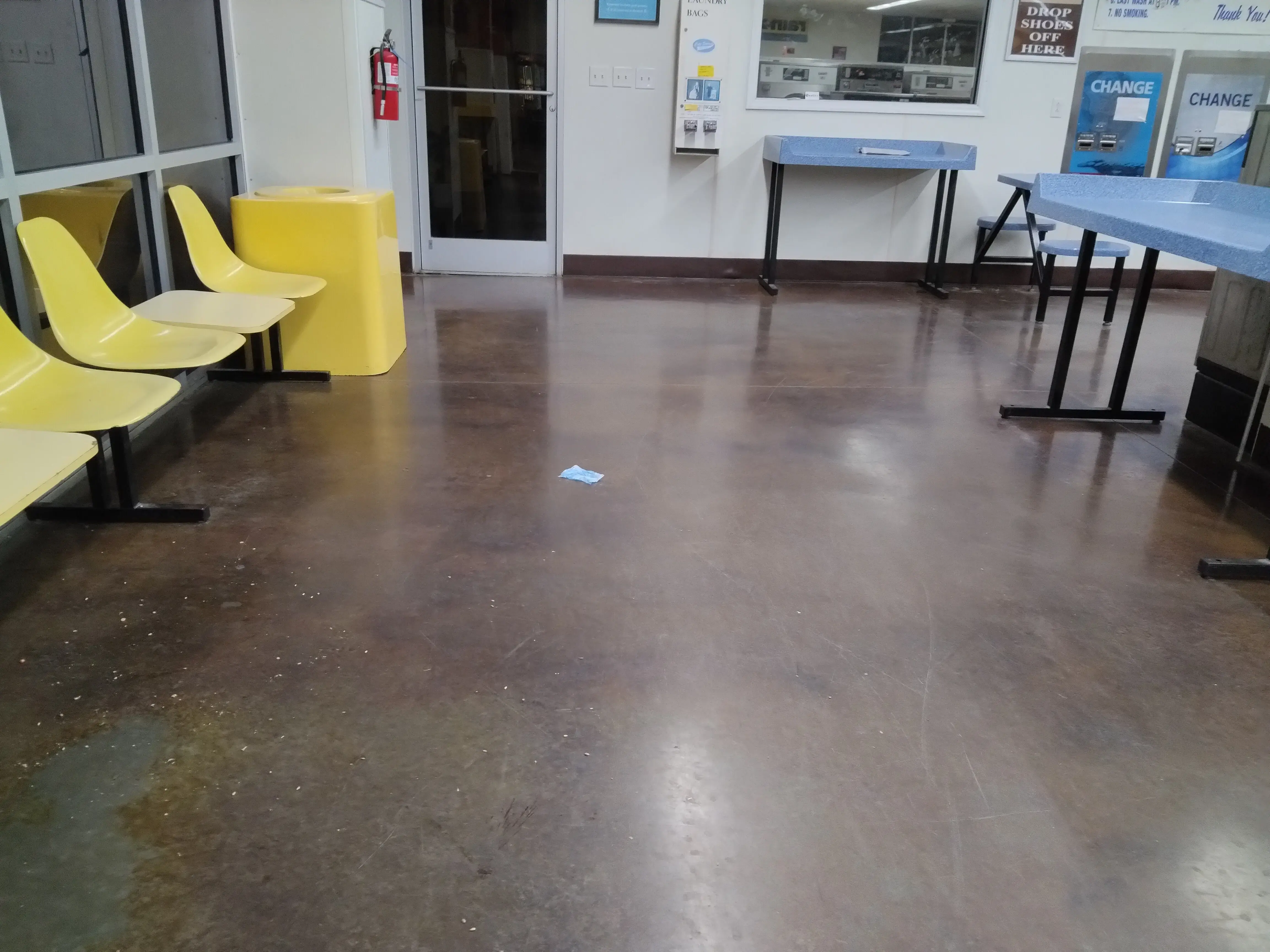 Cowell's Cleaners &Laundromat & Car Wash thumbnail 13