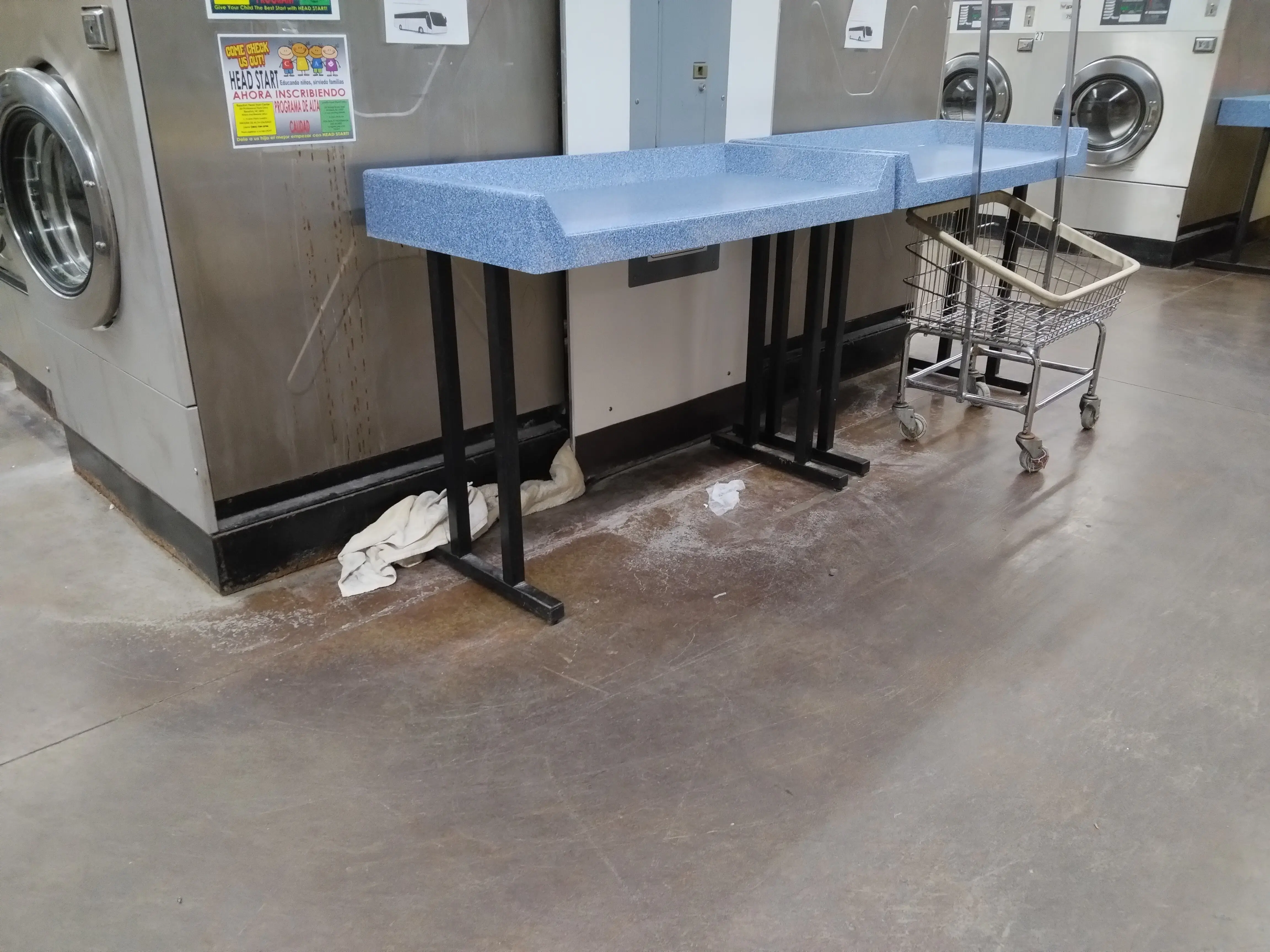 Cowell's Cleaners &Laundromat & Car Wash thumbnail 18