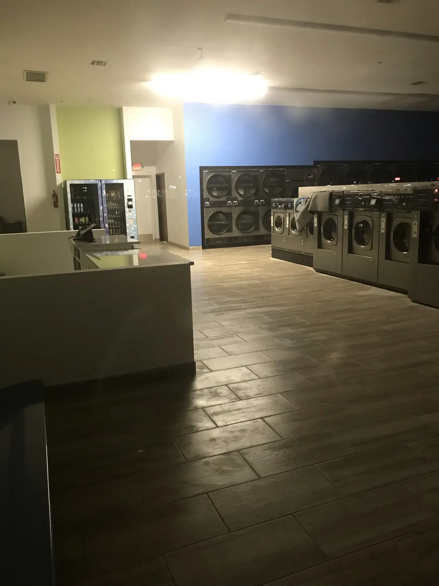 Coweta Express Laundry Center - Image 5