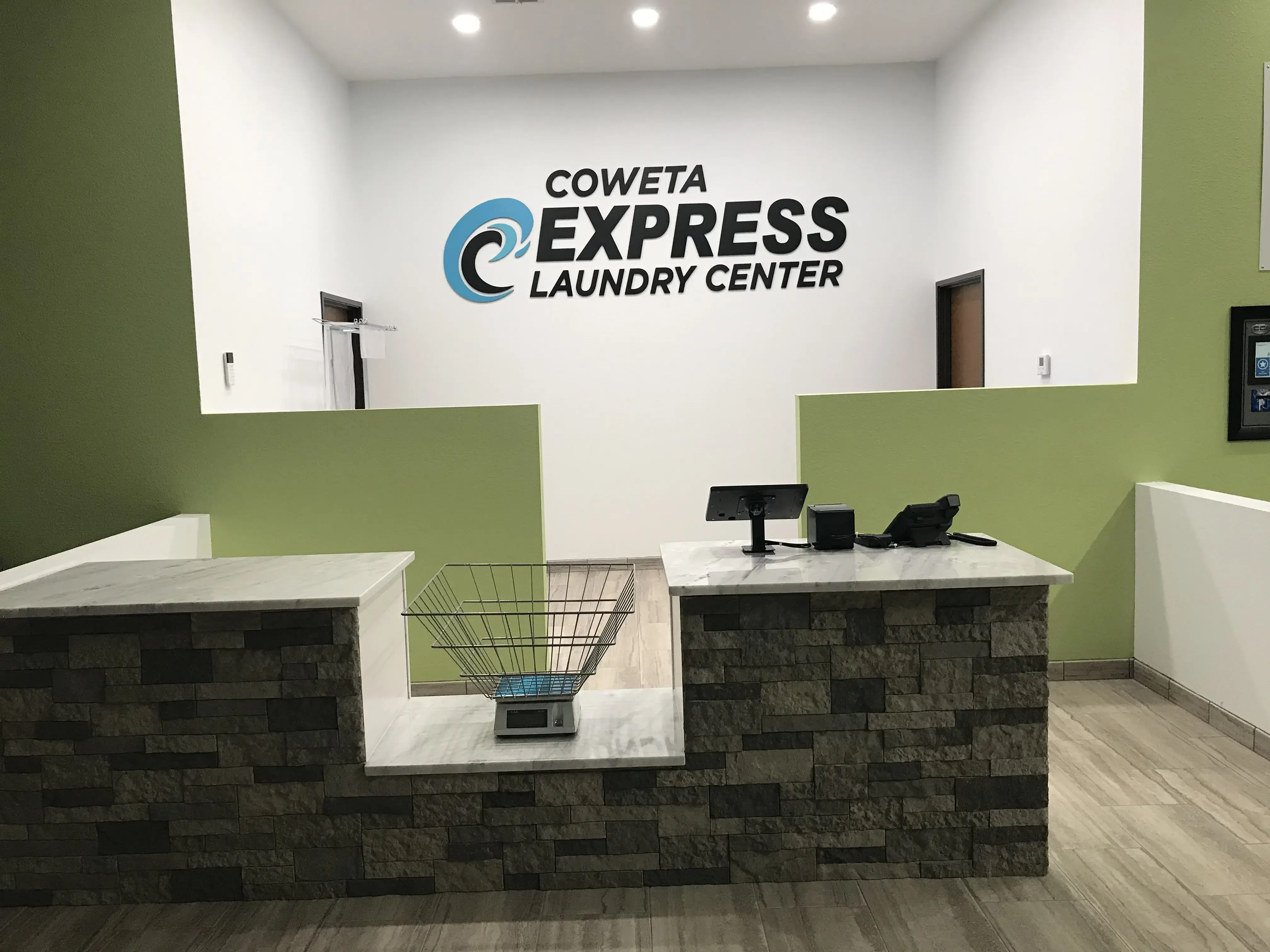 Coweta Express Laundry Center - Image 6