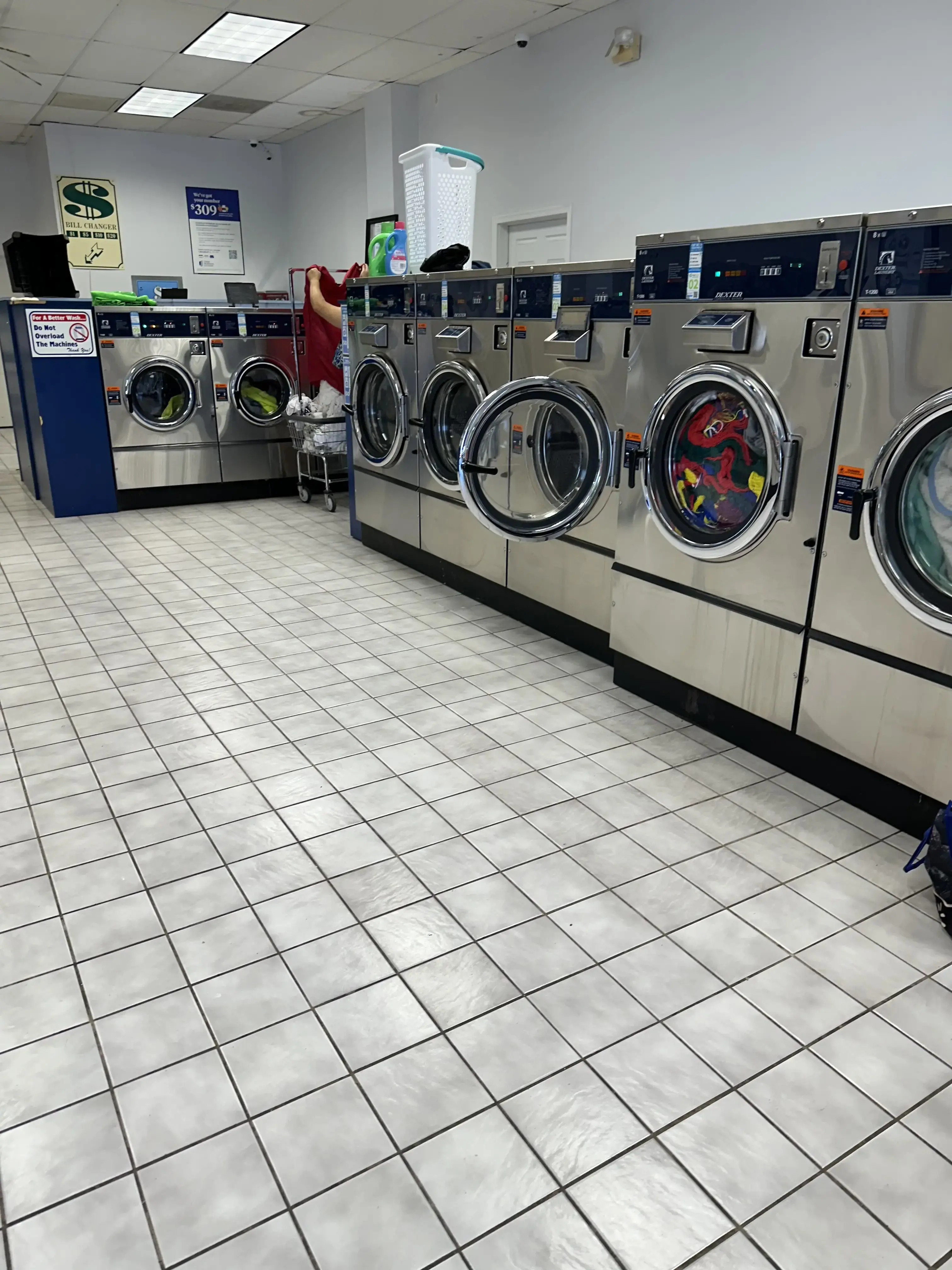 Cozy Cove Laundry - Image 3
