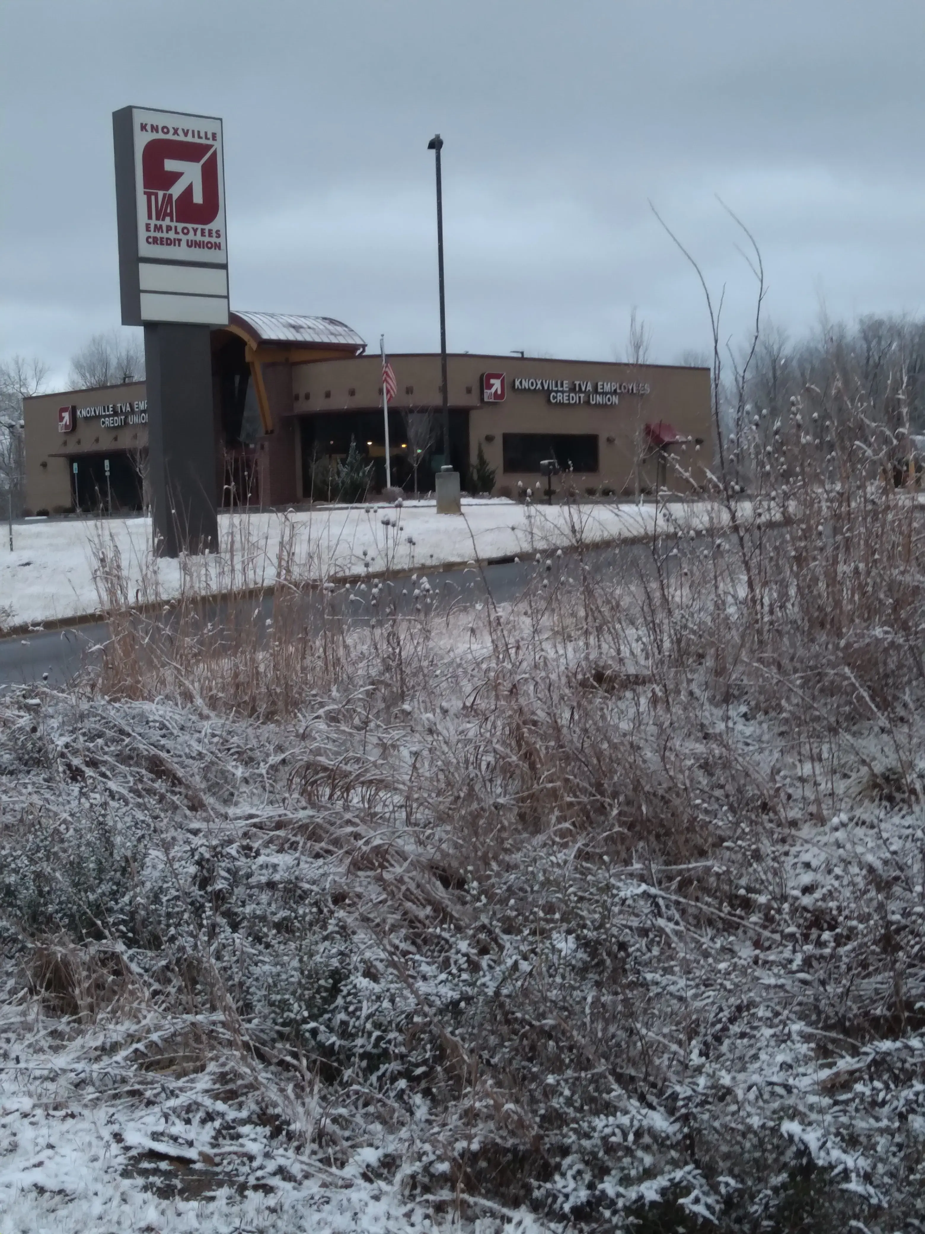 Craig's One Hour Dry Cleaners - Image 4
