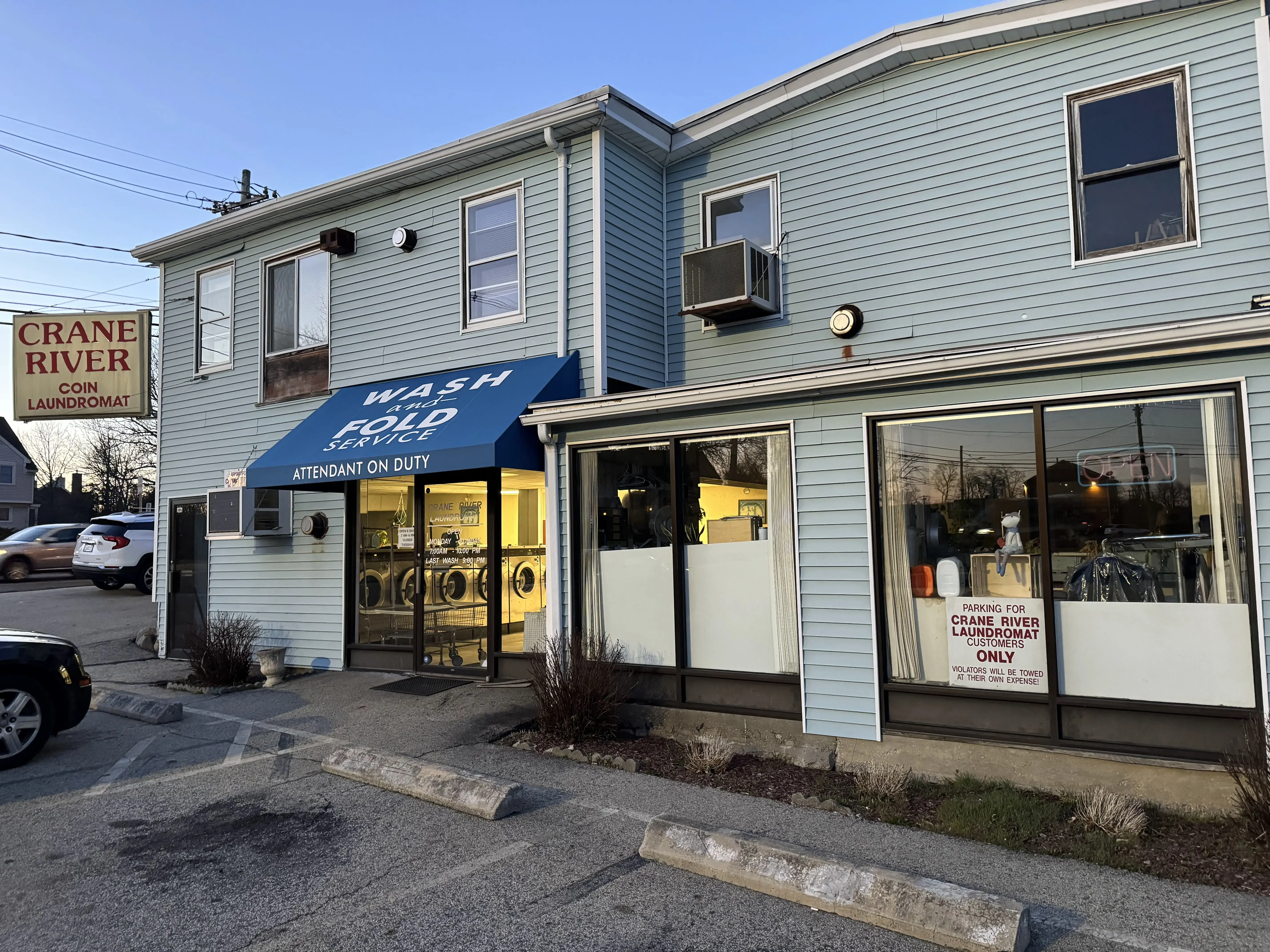 Crane River Laundromat thumbnail 12