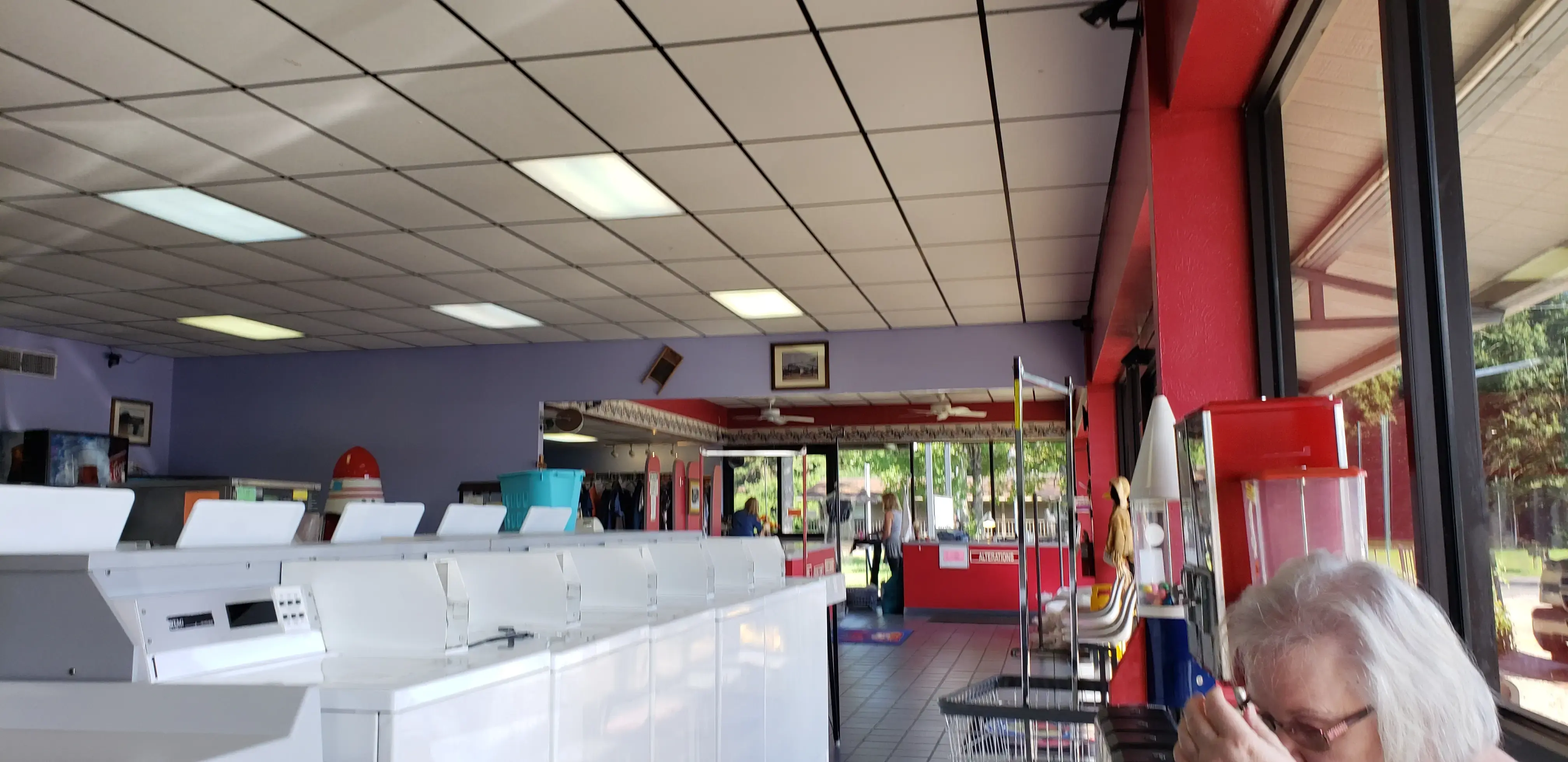 Crawdad Cleaners - Image 9