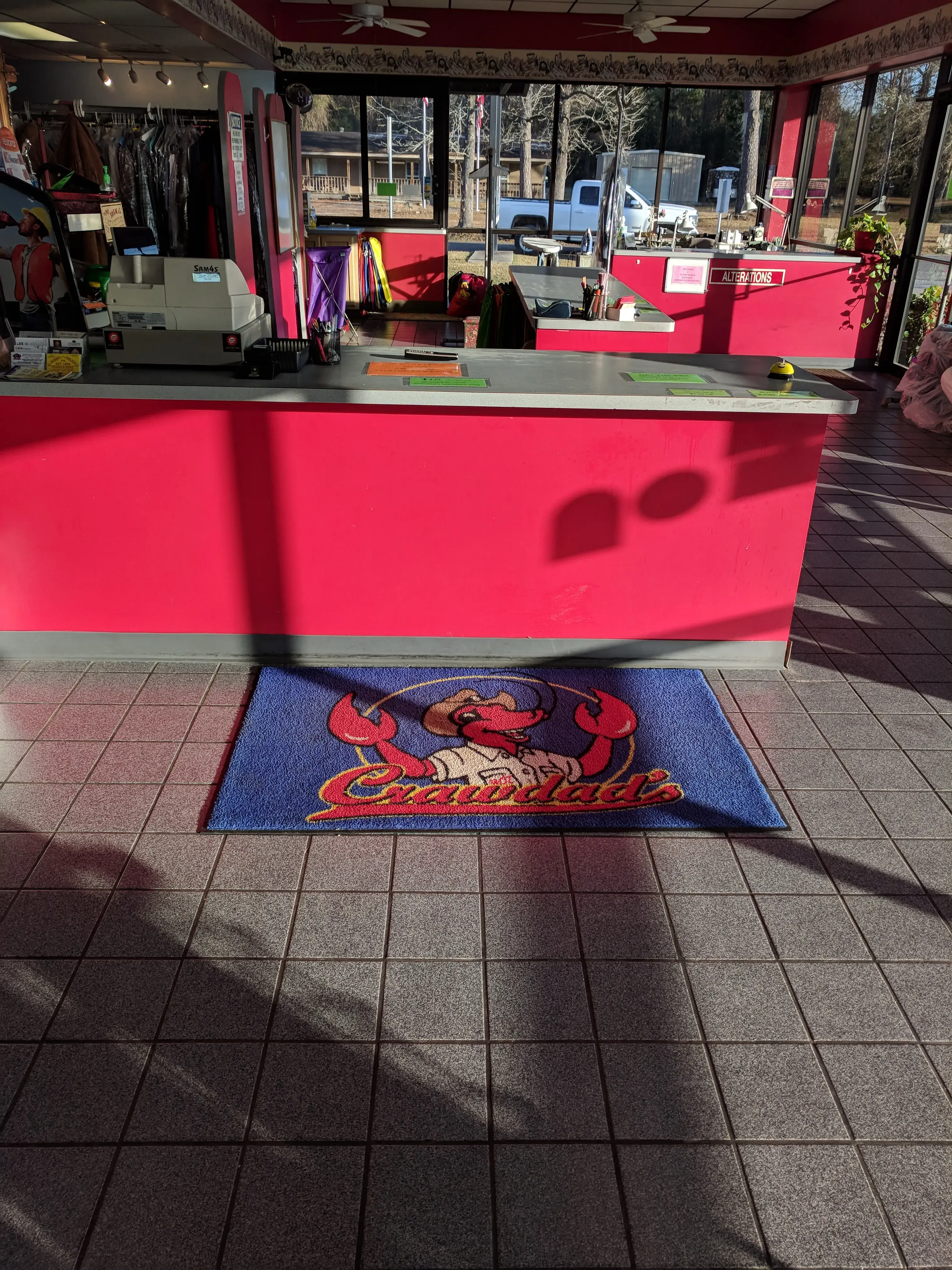 Crawdad Cleaners thumbnail 5