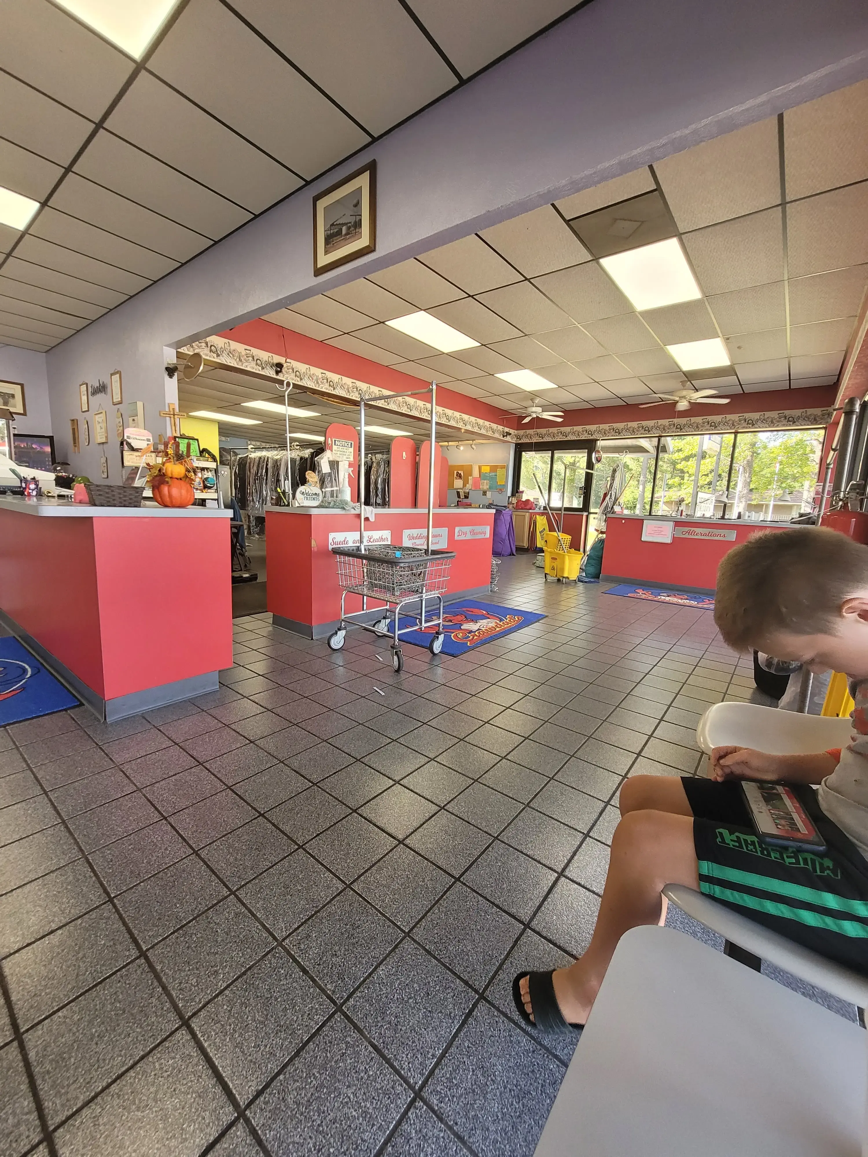 Crawdad Cleaners - Image 12