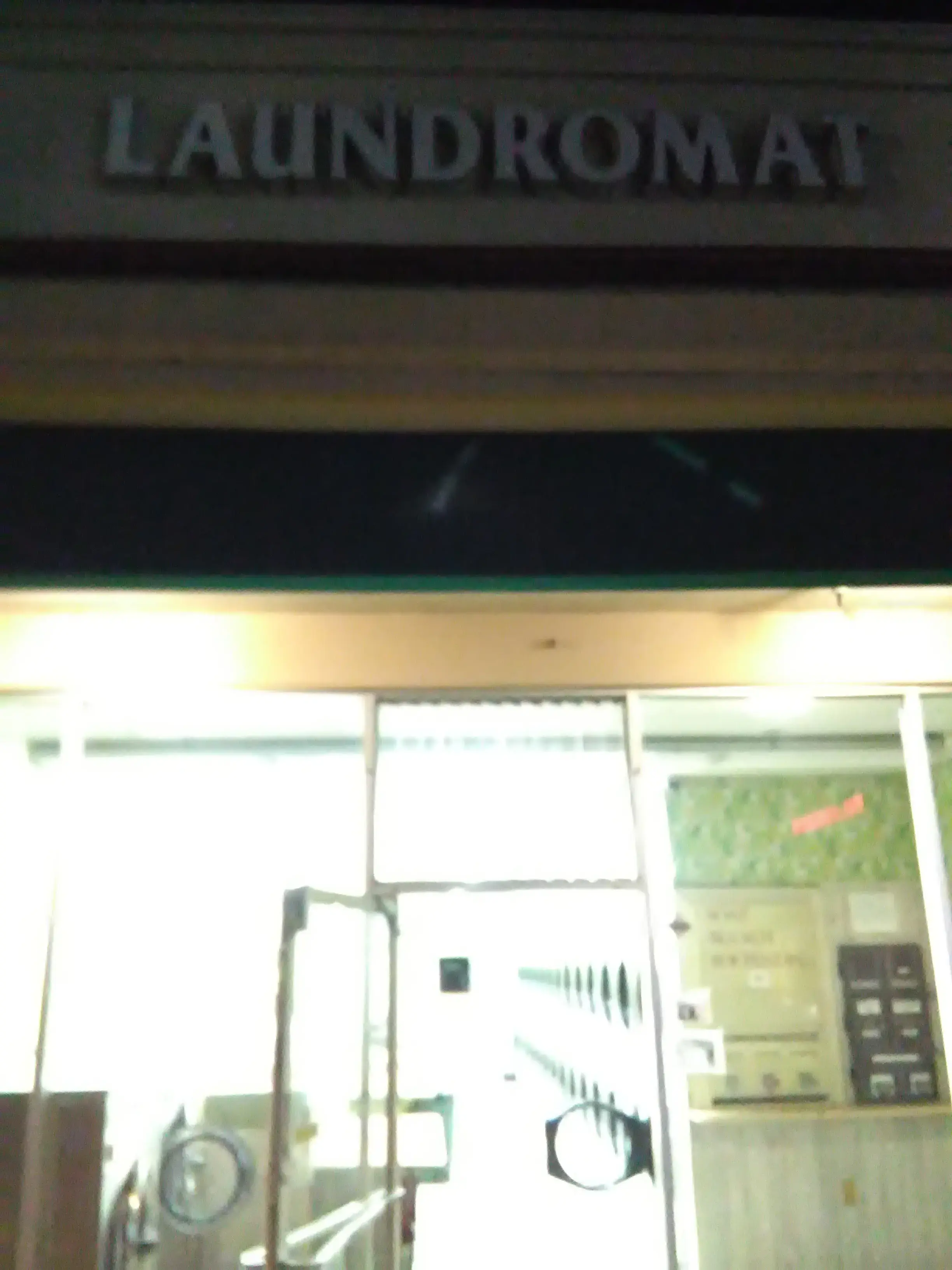 Creekside Laundry - Image 12