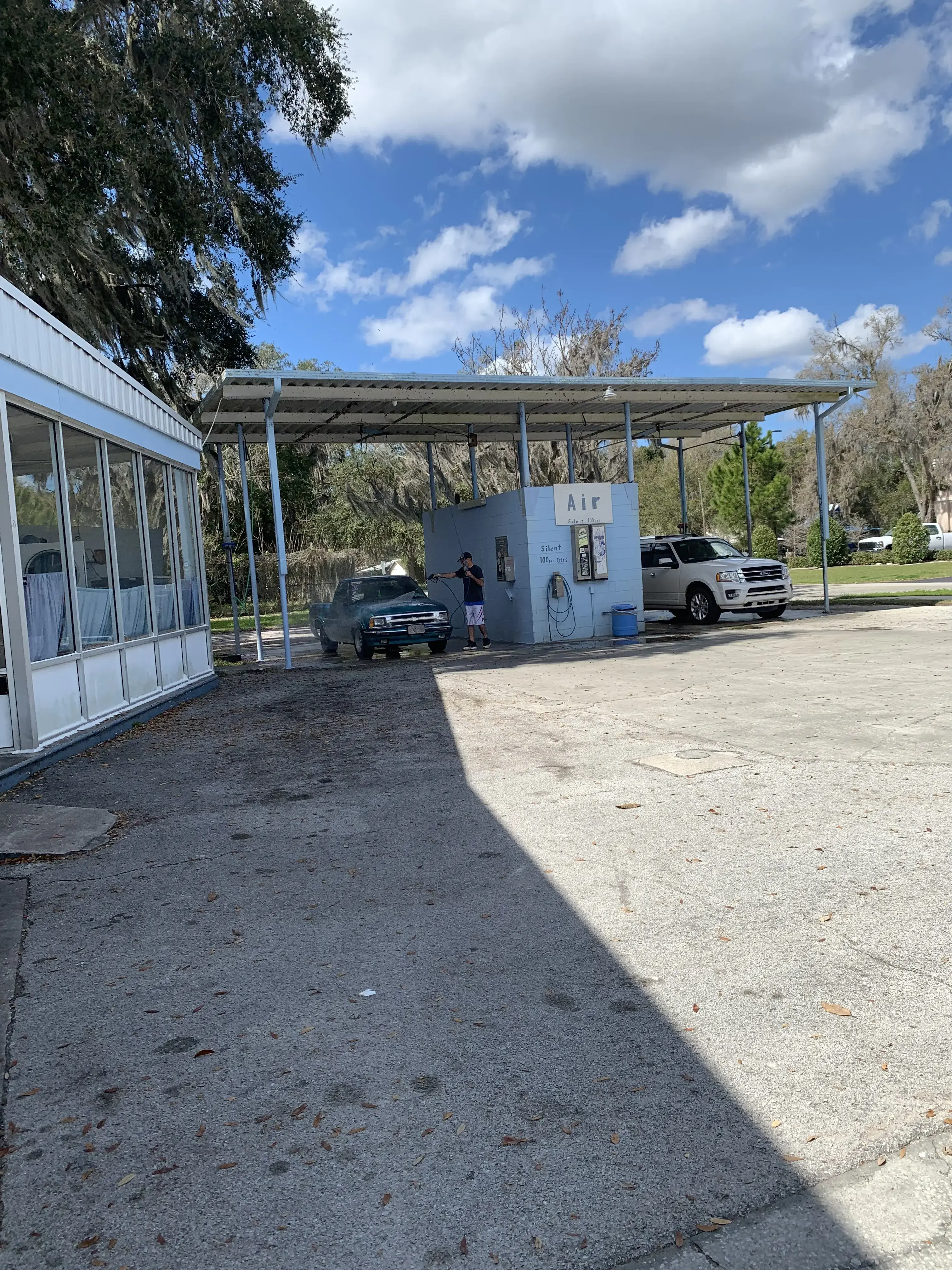 Crescent City Stop N Wash thumbnail 15