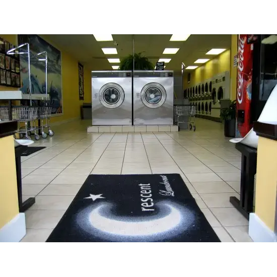 Crescent Laundromat - Image 14