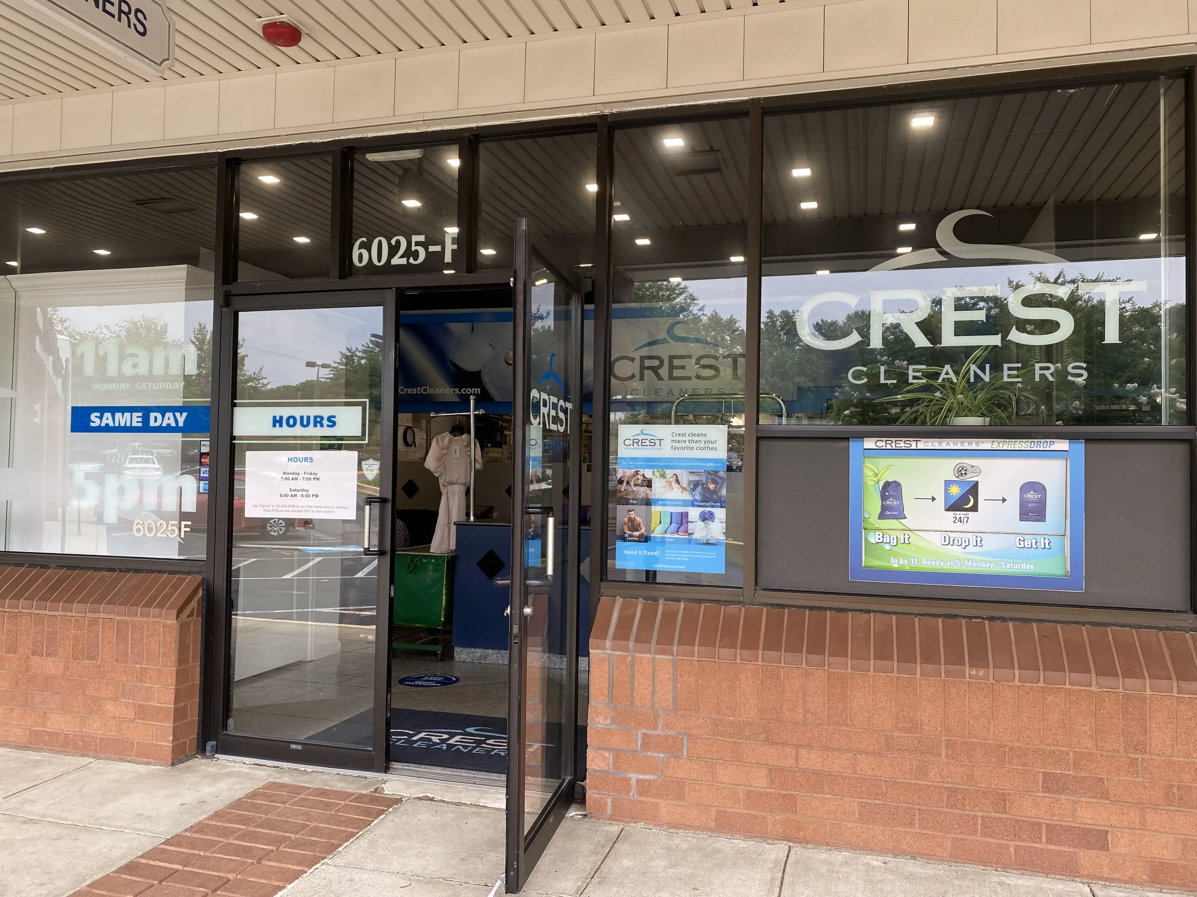 Crest Advanced Dry Cleaners thumbnail 13