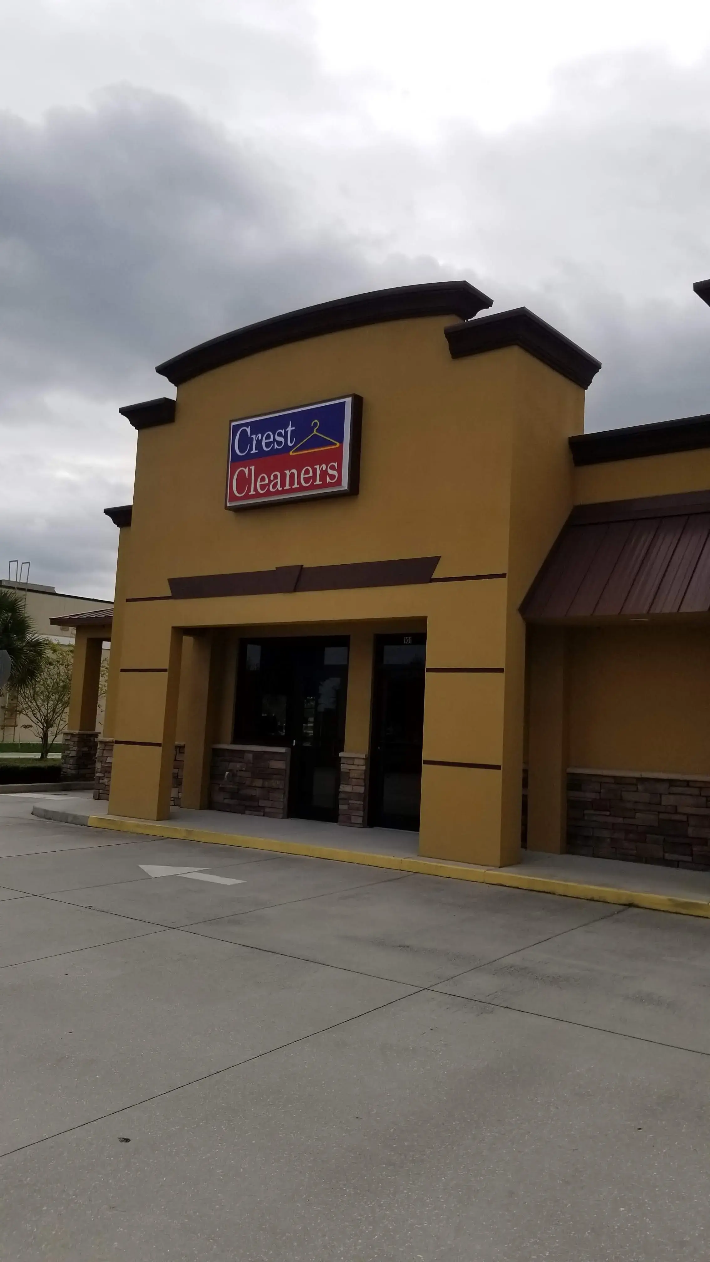 Crest Cleaners location