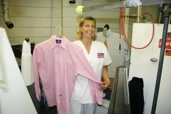 Crest Cleaners thumbnail 3