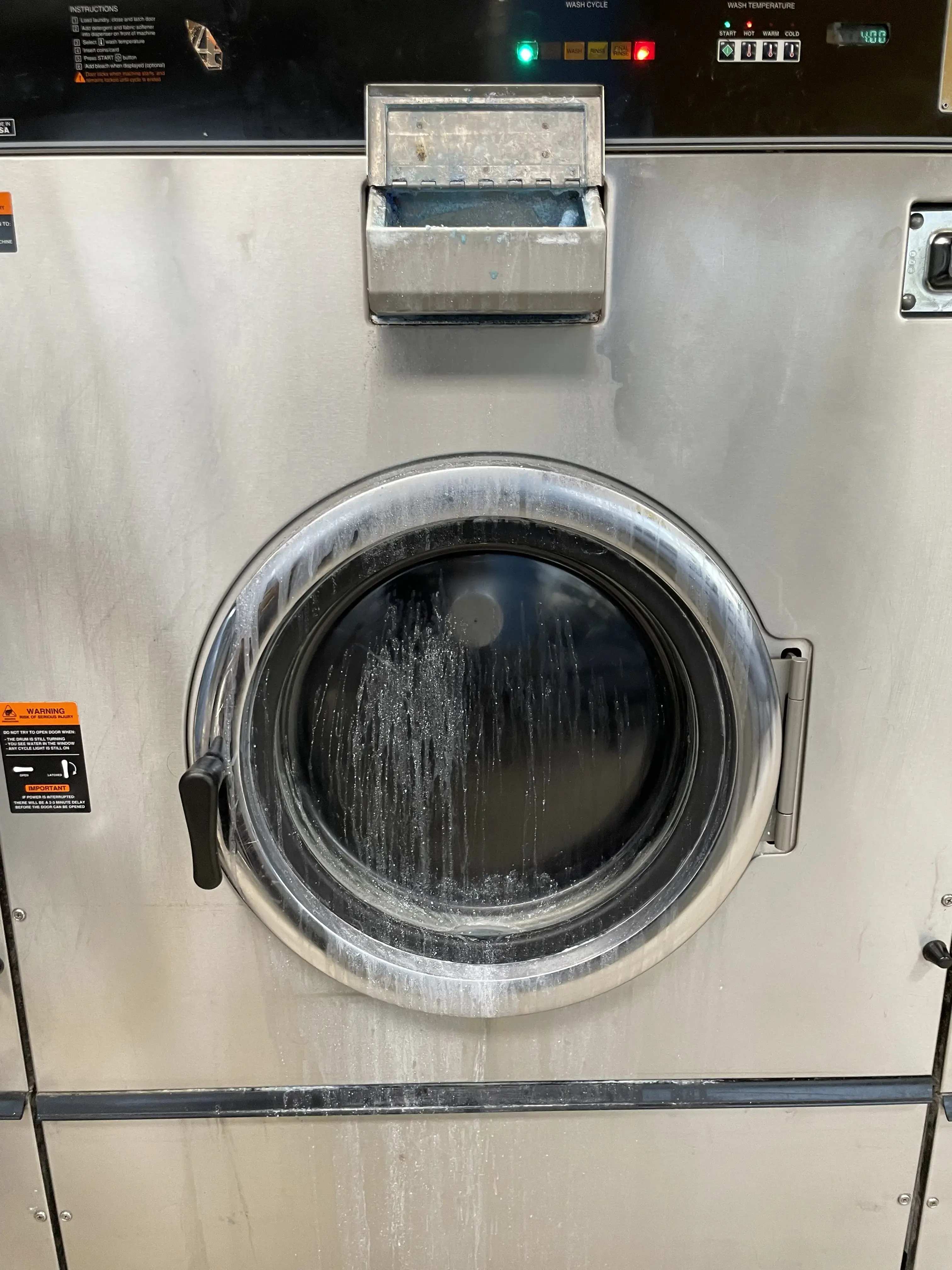 Cresthaven Coin Laundry - Image 8