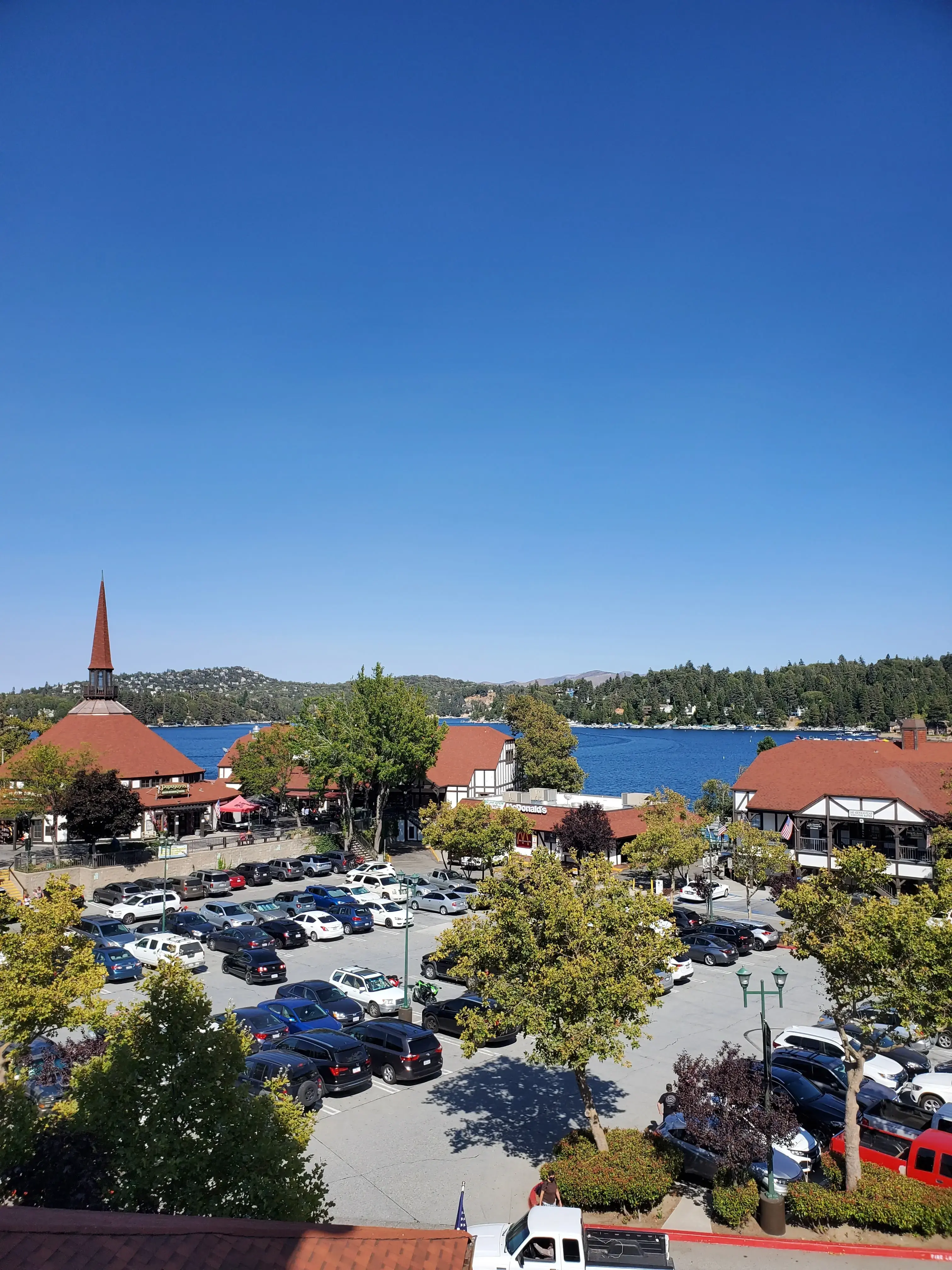 Crestline Village Laundromat thumbnail 10