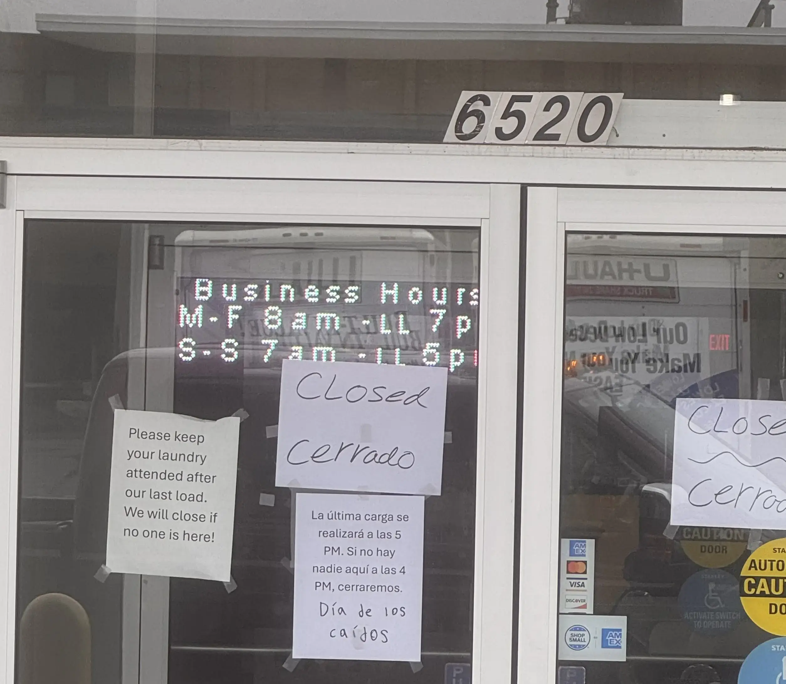 Crestwood Coin Laundry thumbnail 16