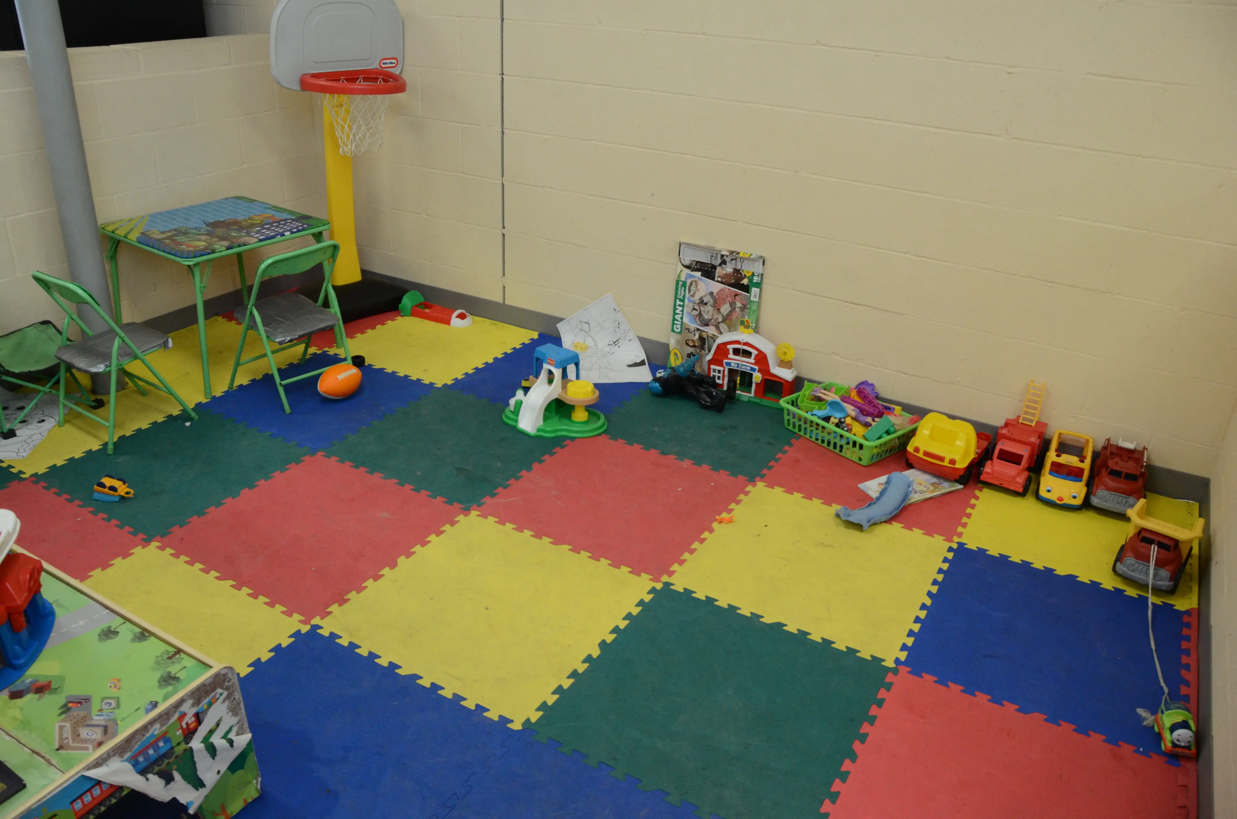 Crestwood Coin Laundry thumbnail 4