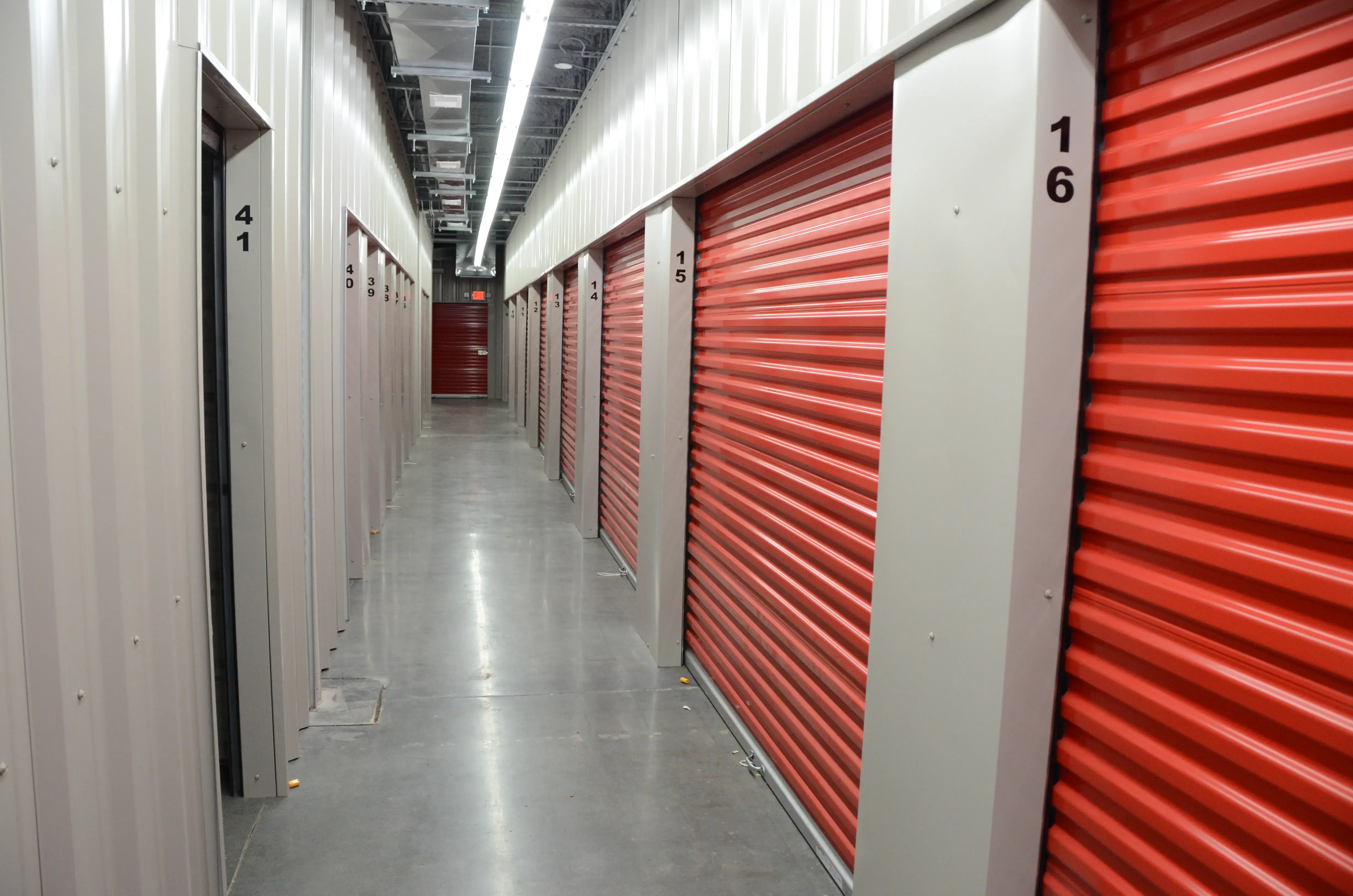 Crestwood Coin Laundry thumbnail 5