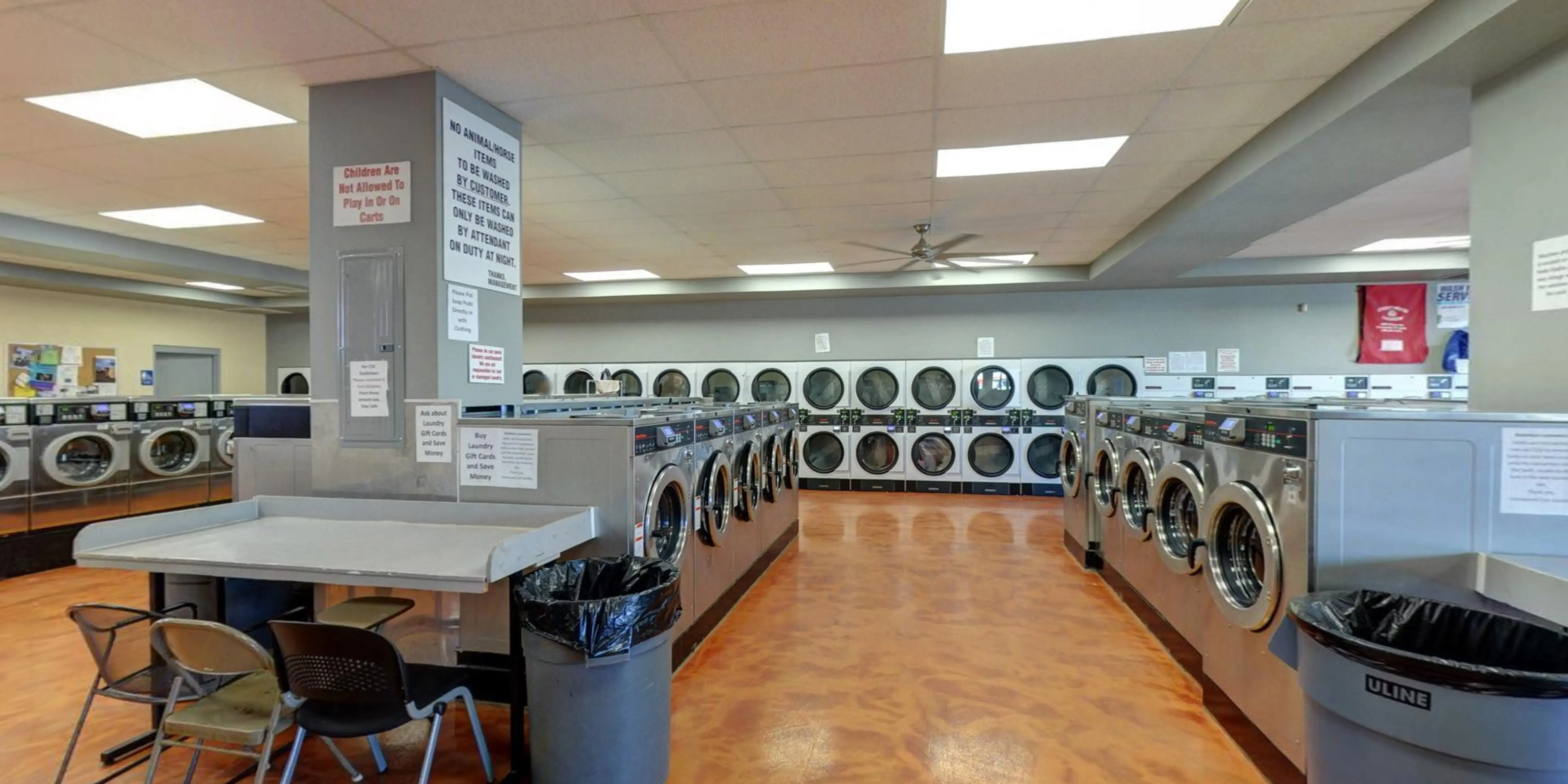 Crestwood Coin Laundry - Image 19